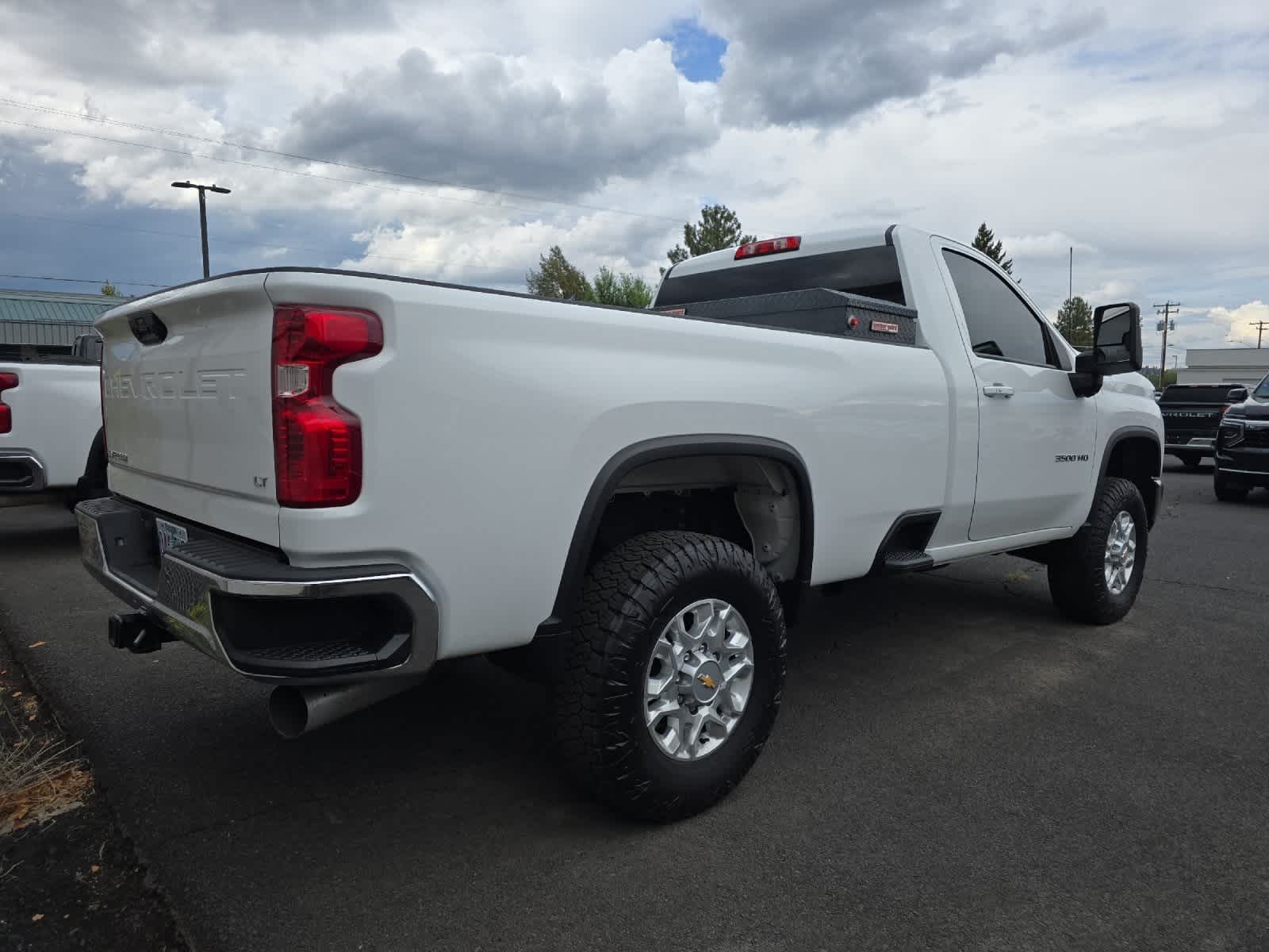 Thumbnail: 2024 Chevrolet Silverado 3500 - 2