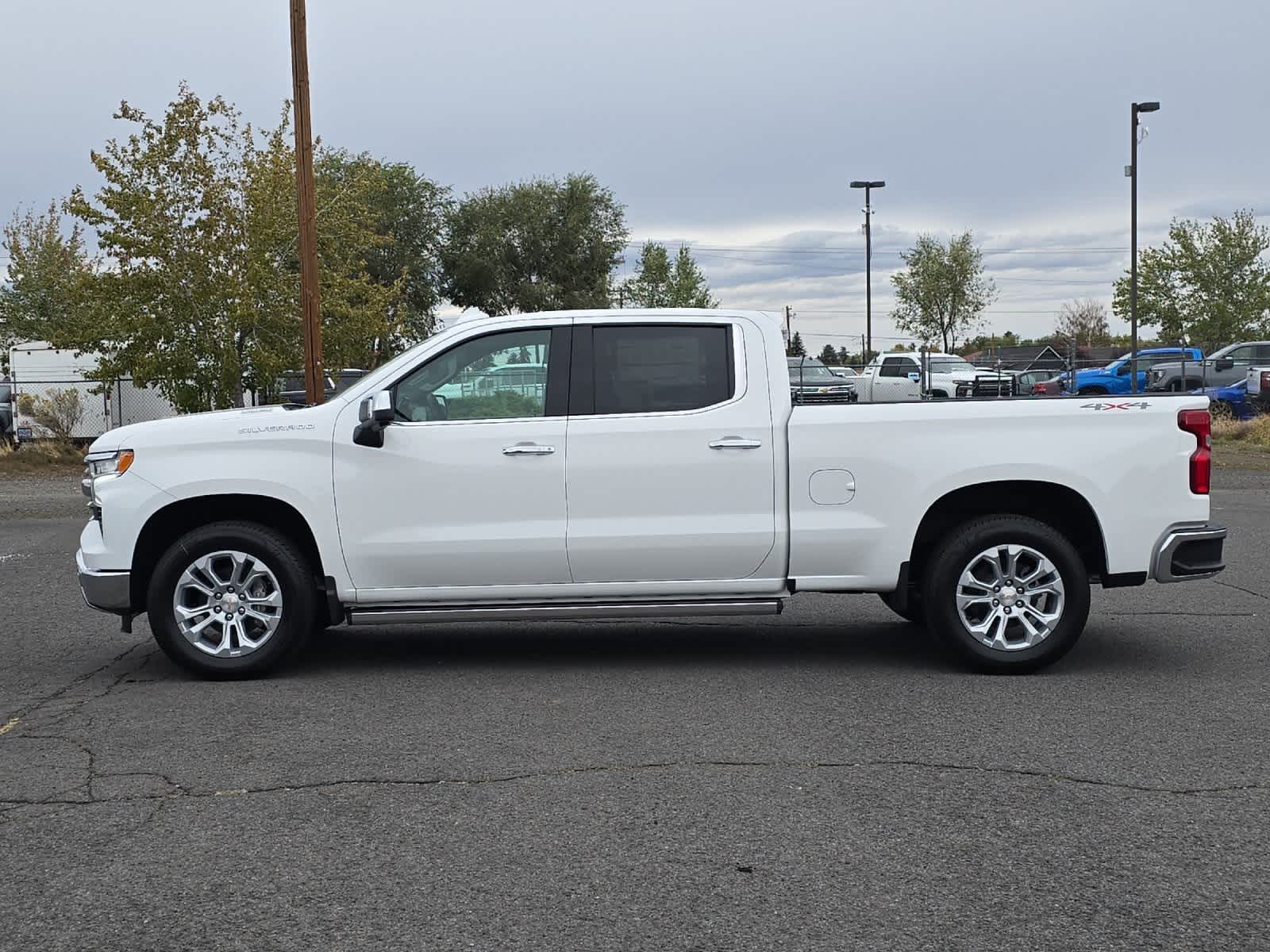 Thumbnail: 2026 Chevrolet Silverado 1500 - 5