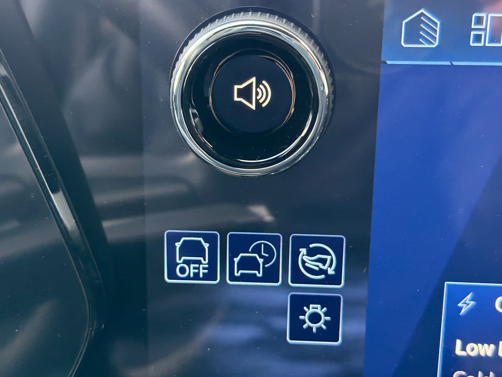 Thumbnail: 2026 Chevrolet Blazer EV - 23