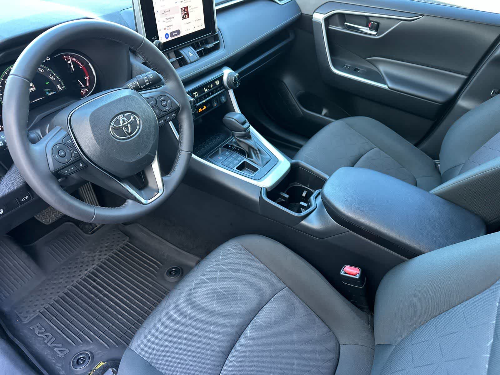 Thumbnail: 2024 Toyota RAV4 - 11