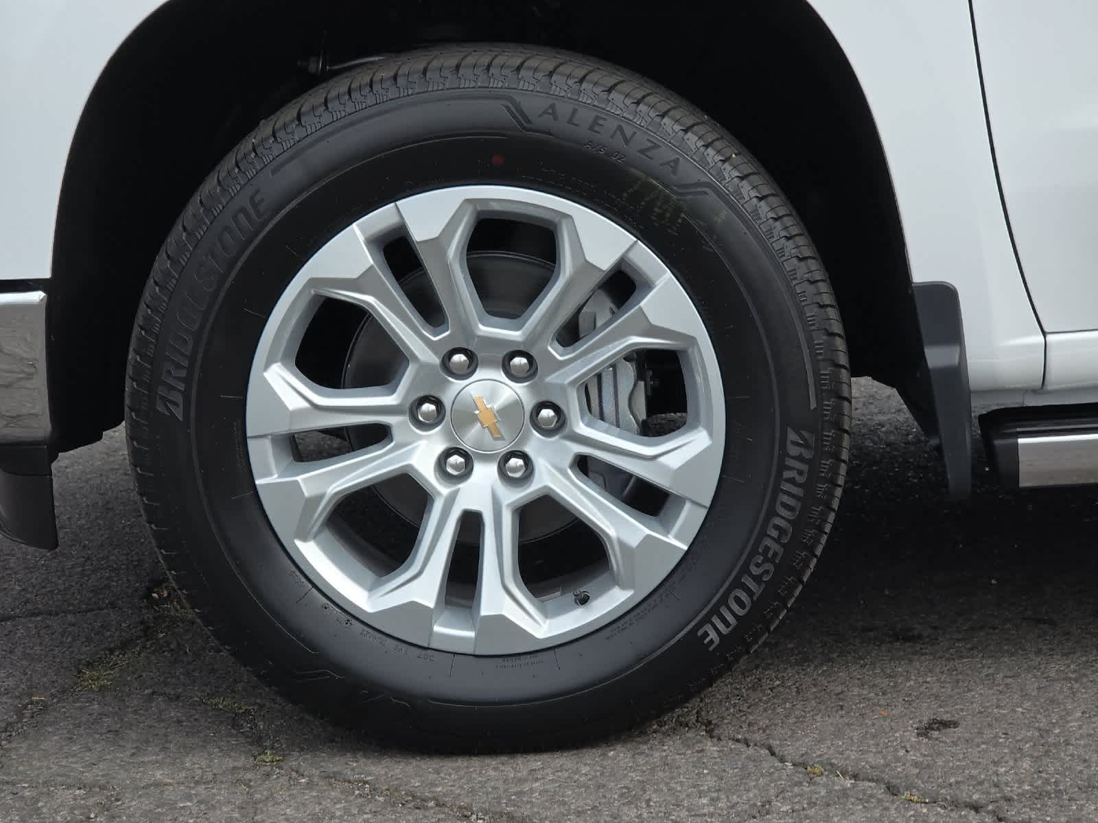 Thumbnail: 2026 Chevrolet Silverado 1500 - 25