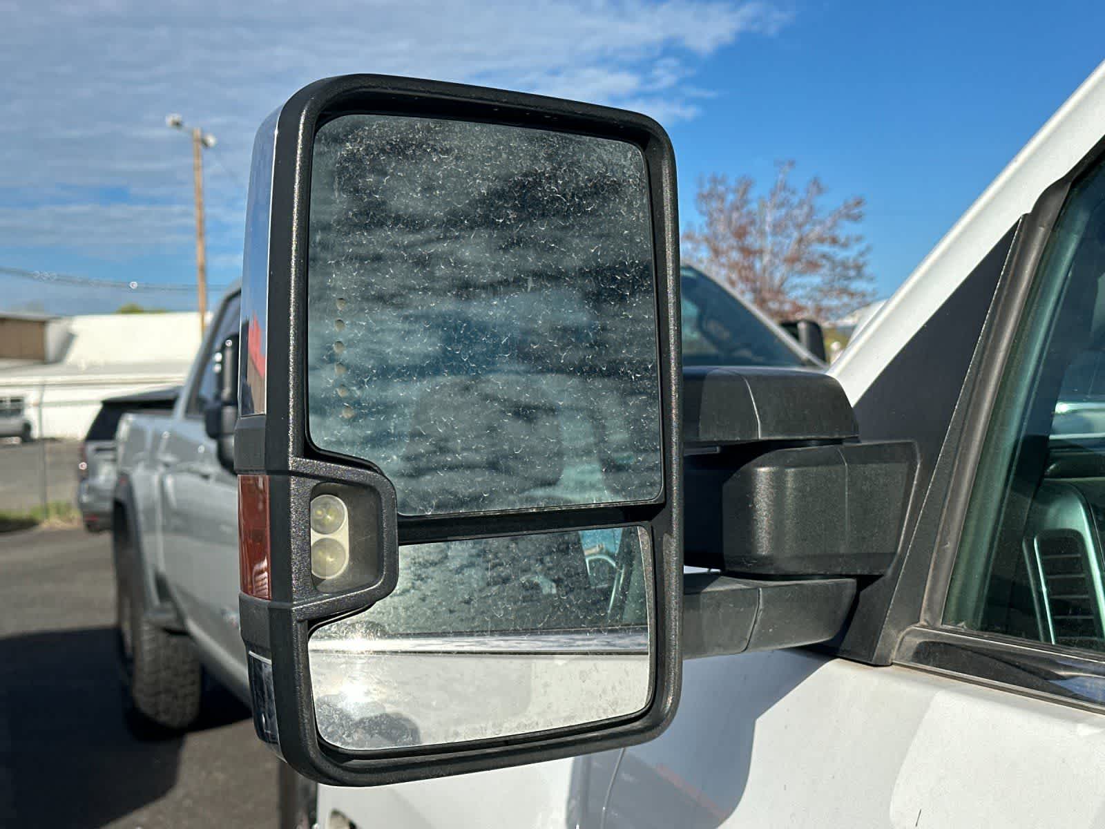 Thumbnail: 2015 Chevrolet Silverado 3500 - 7