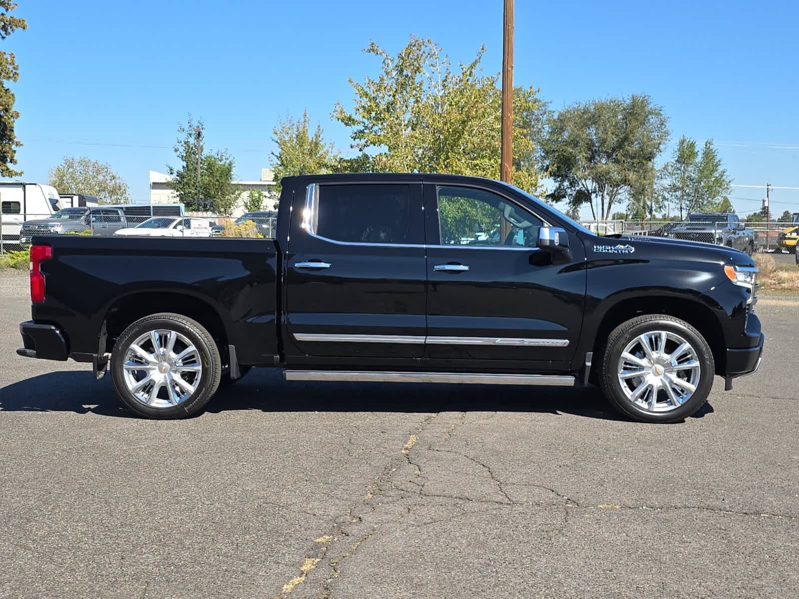 Thumbnail: 2026 Chevrolet Silverado 1500 - 8