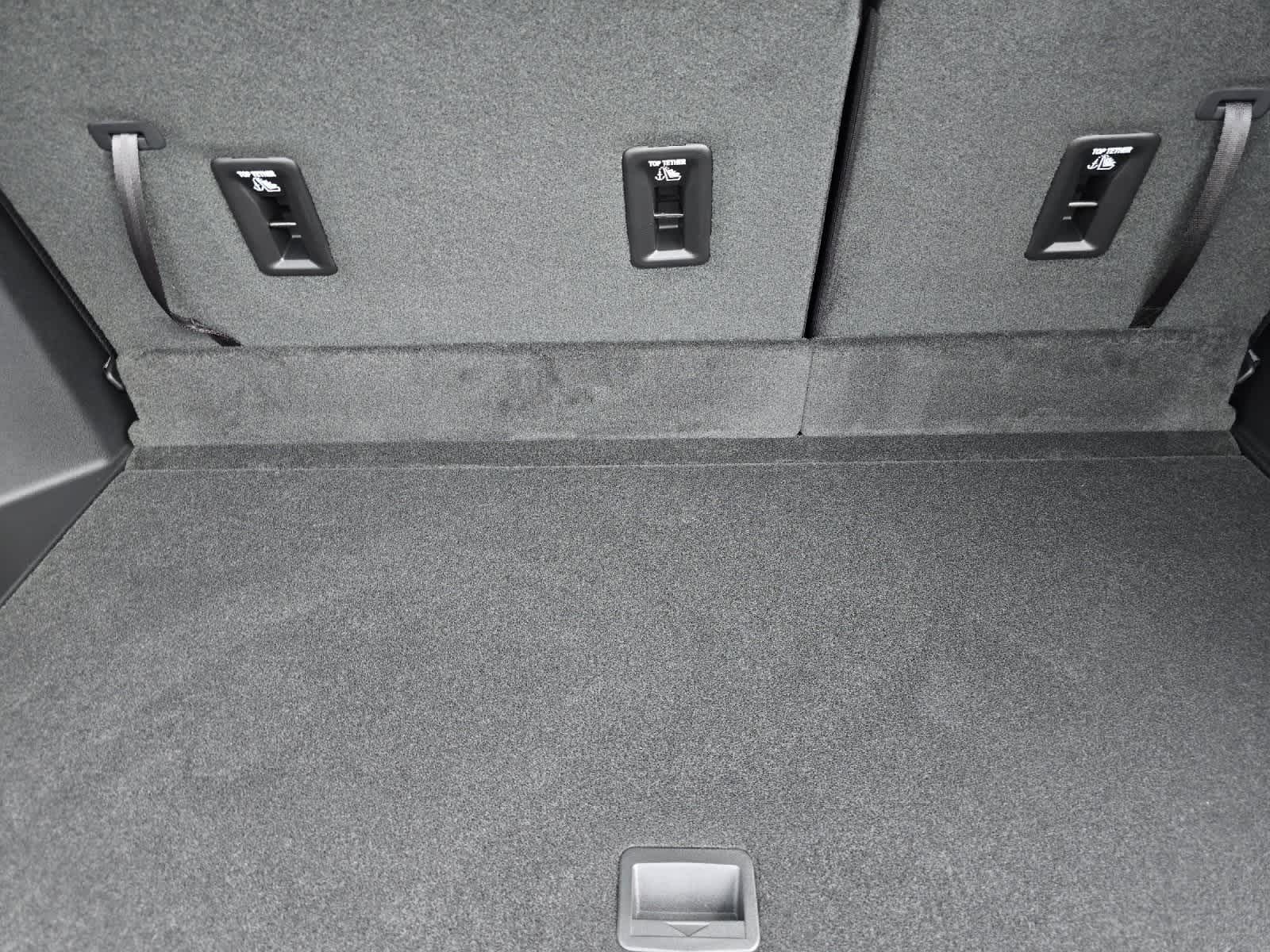 Thumbnail: 2026 Chevrolet Traverse - 16