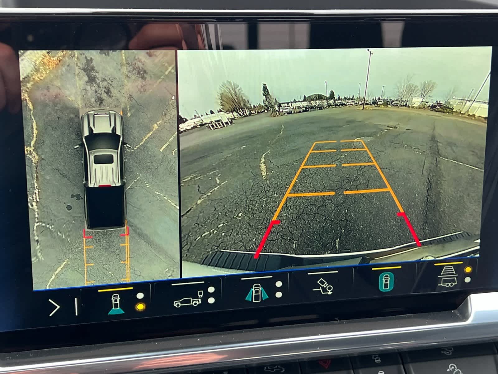 Thumbnail: 2026 Chevrolet Silverado 2500 - 19