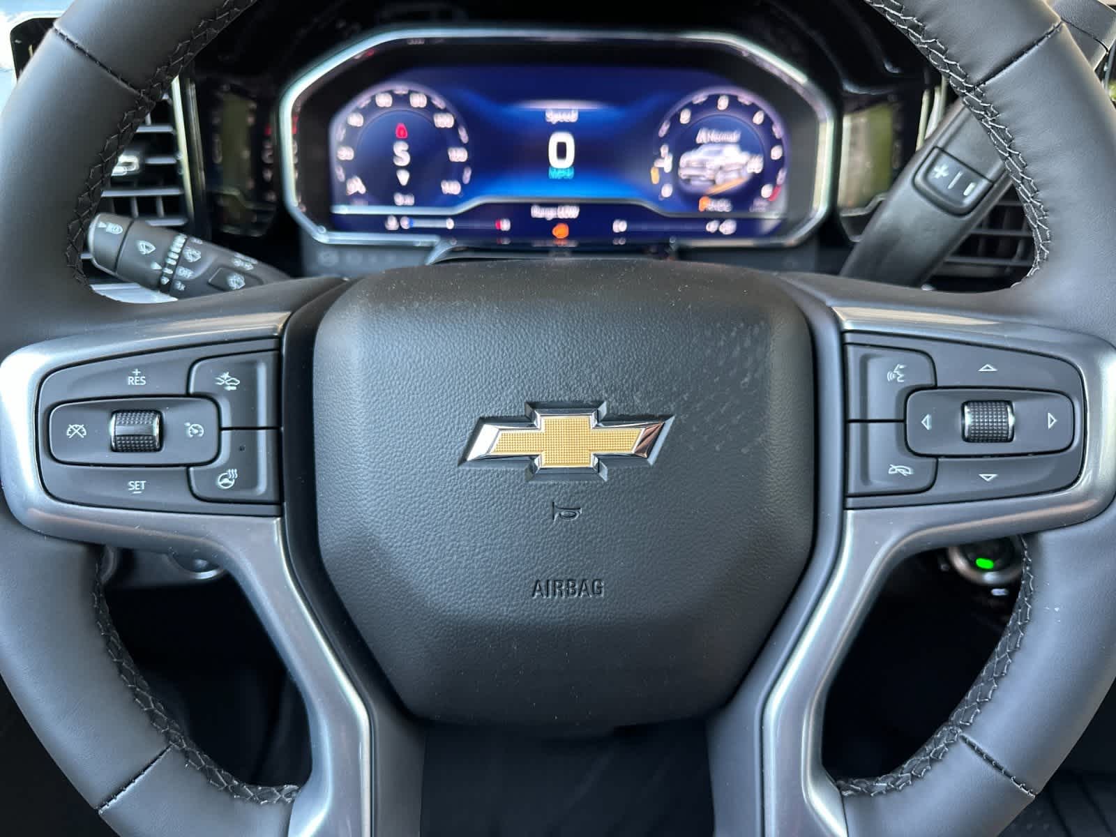 2025 Chevrolet Silverado 1500 LT 23
