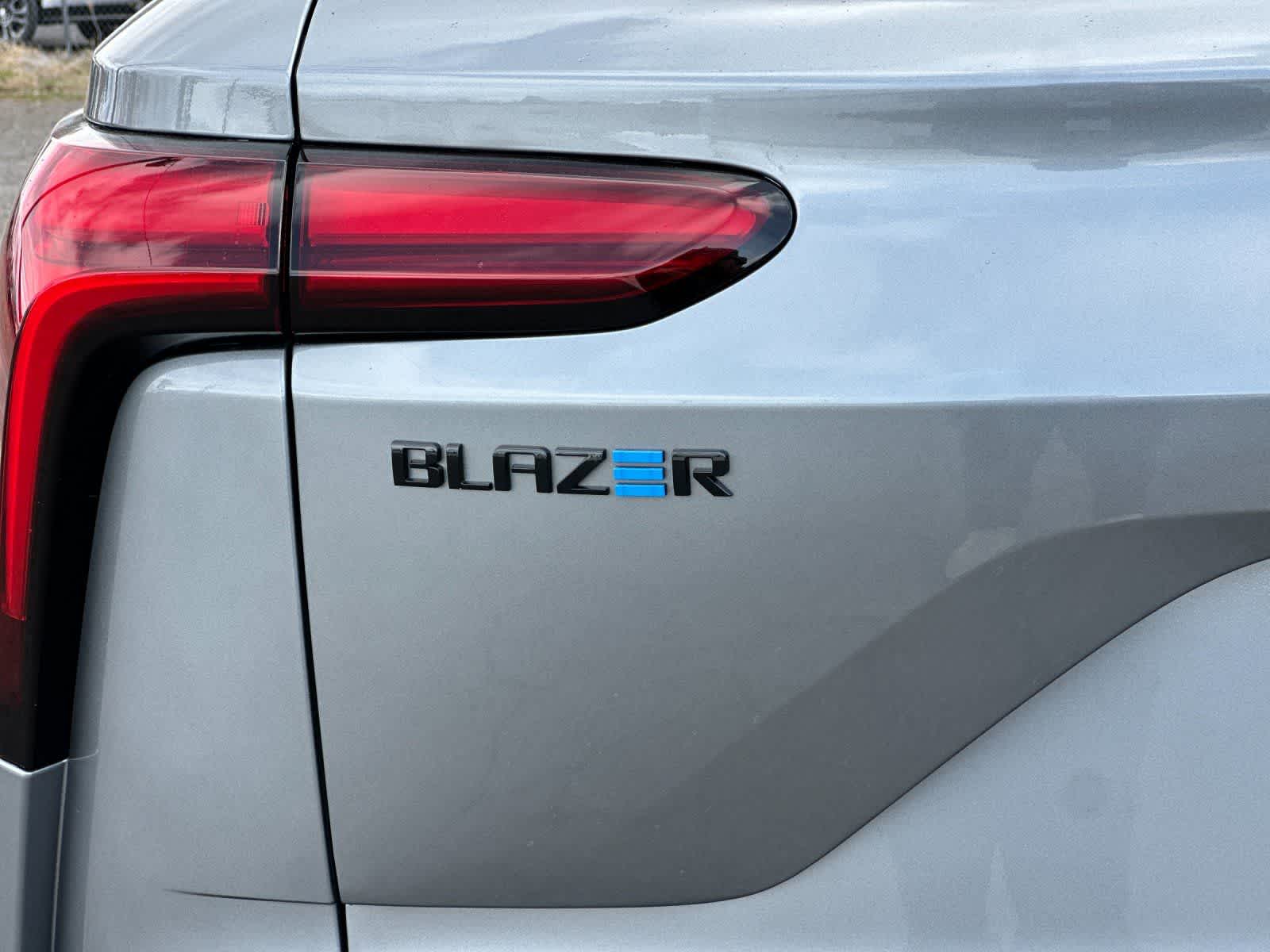 Thumbnail: 2026 Chevrolet Blazer EV - 27