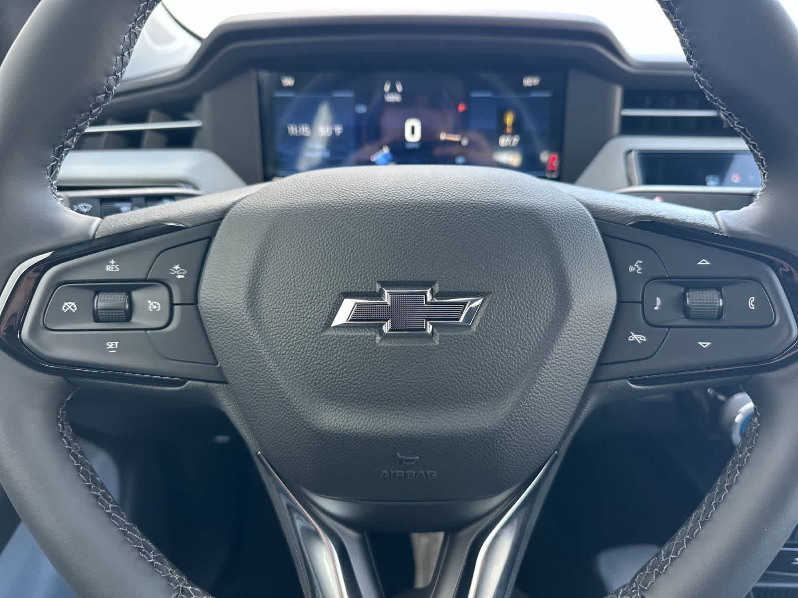 Thumbnail: 2027 Chevrolet Bolt EV - 23