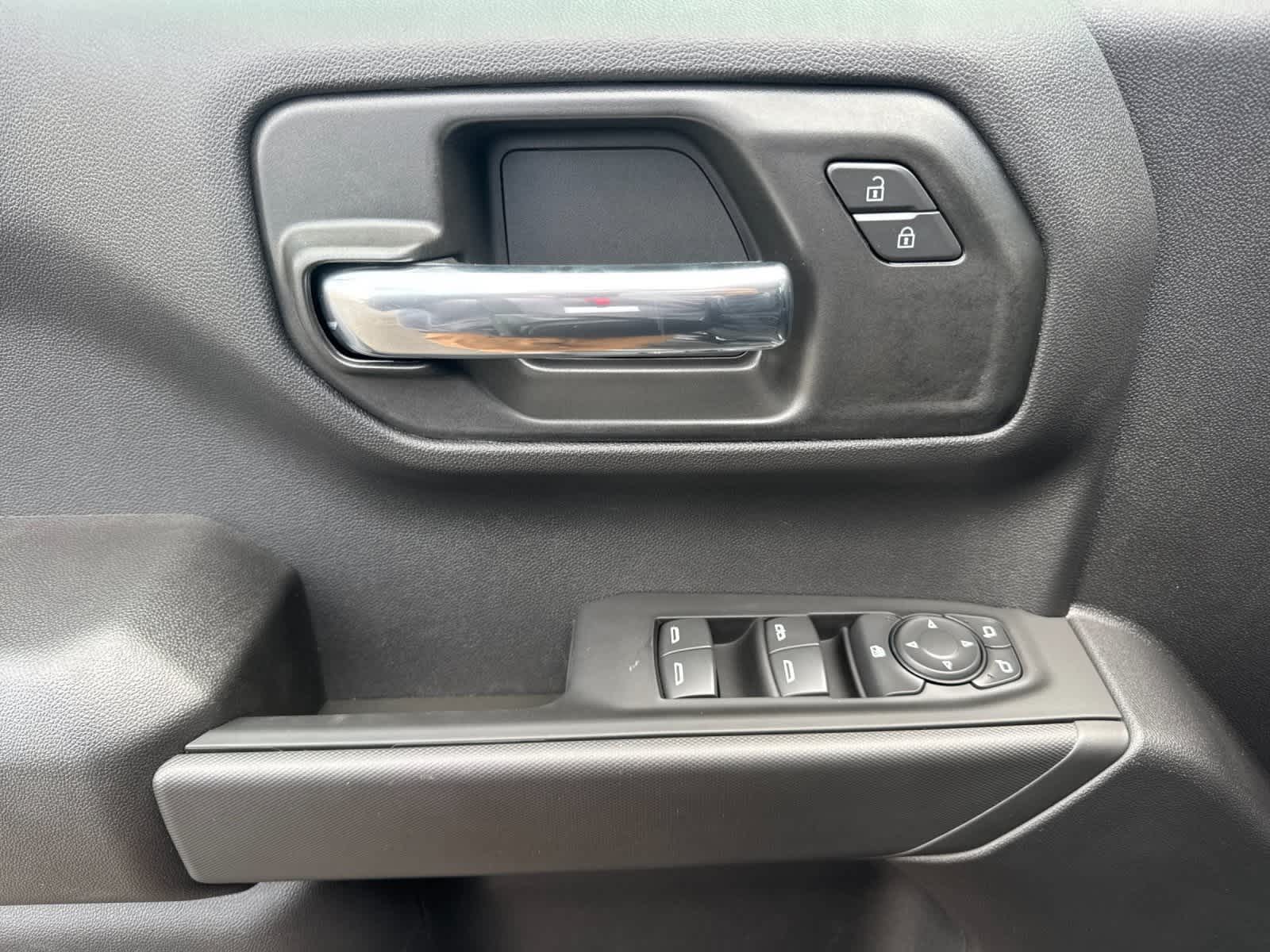 Thumbnail: 2026 Chevrolet Silverado 1500 - 12