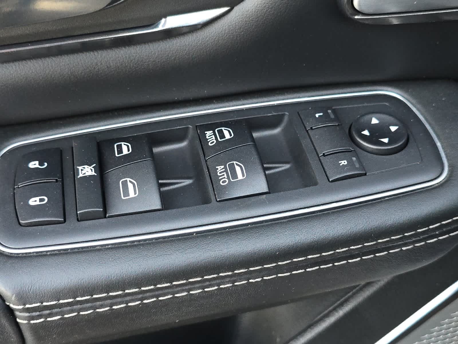 Thumbnail: 2019 RAM 1500 - 13