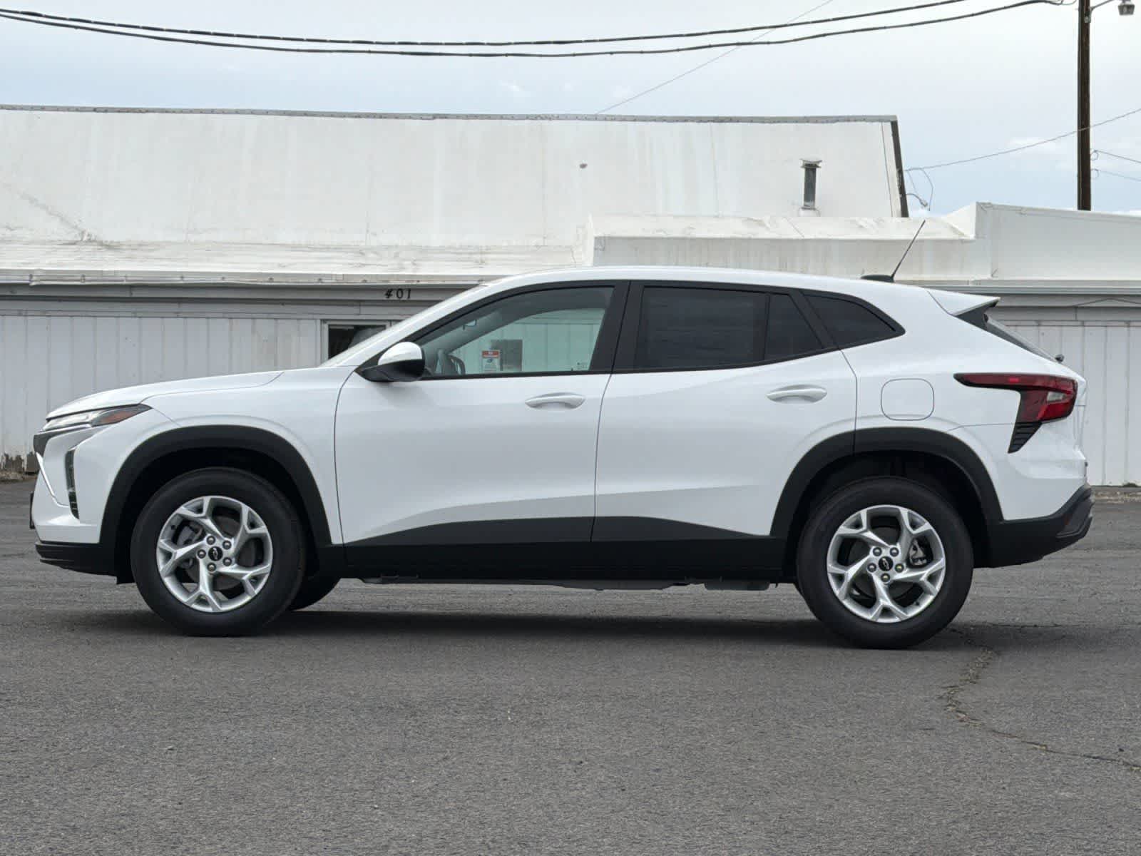 Thumbnail: 2026 Chevrolet Trax - 5