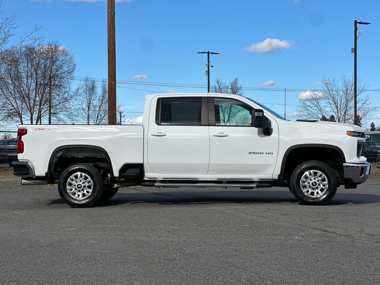 Thumbnail: 2025 Chevrolet Silverado 2500 - 8