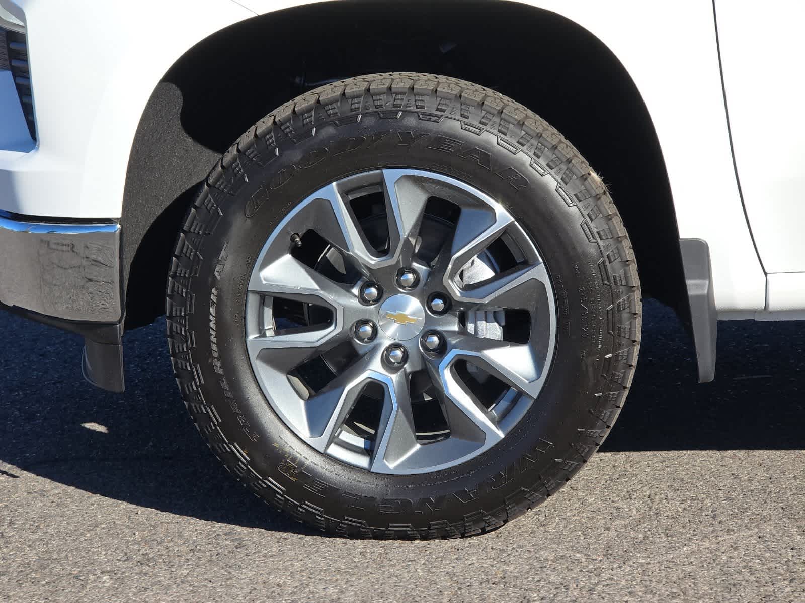 Thumbnail: 2026 Chevrolet Silverado 1500 - 25