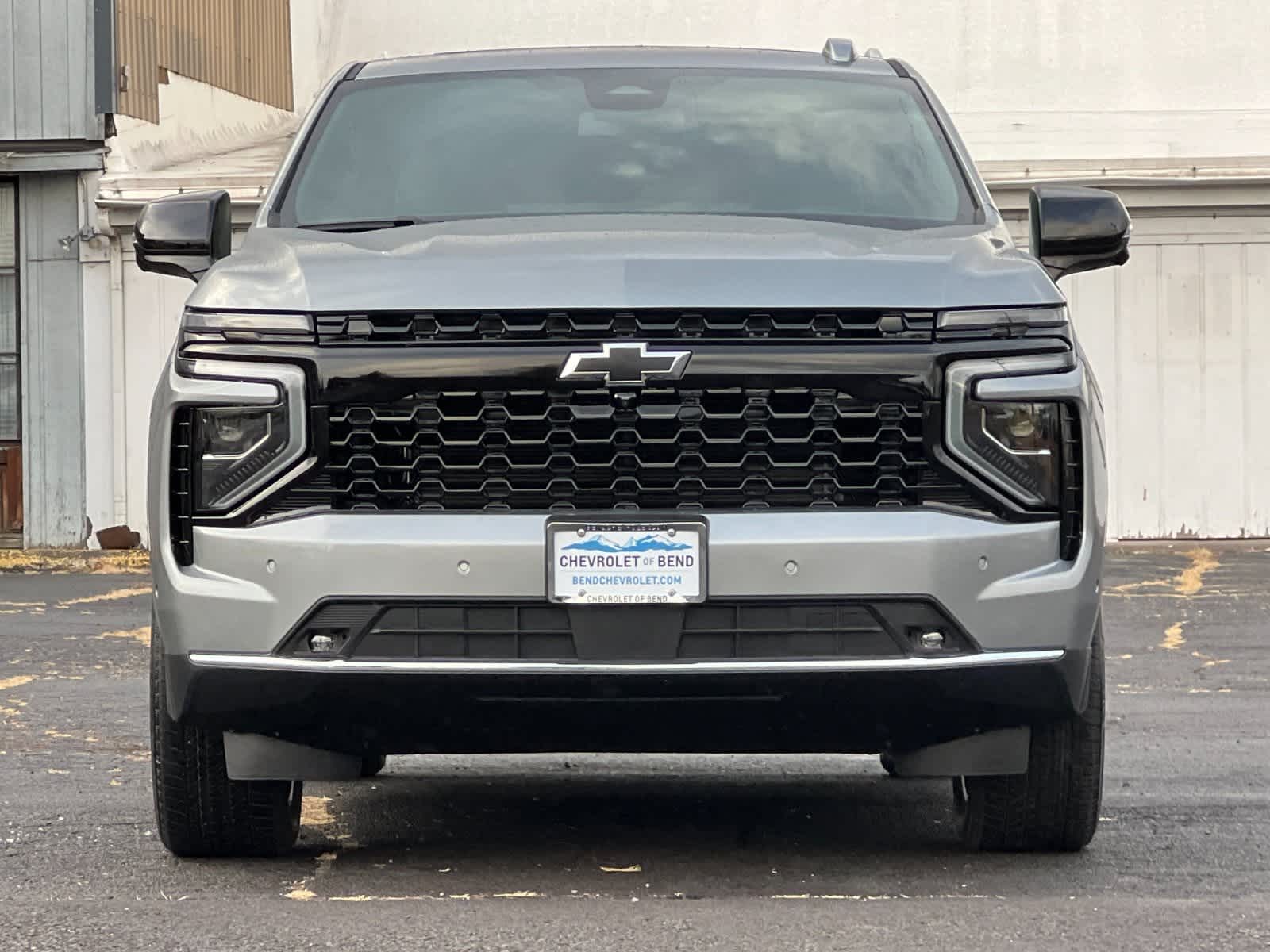 Thumbnail: 2026 Chevrolet Suburban - 10