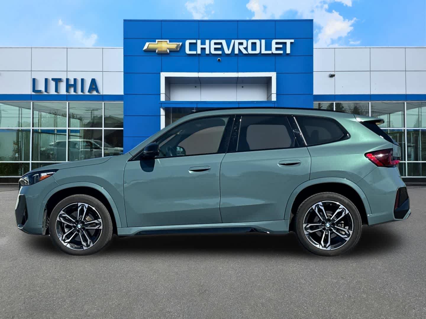Thumbnail: 2023 BMW X1 - 5
