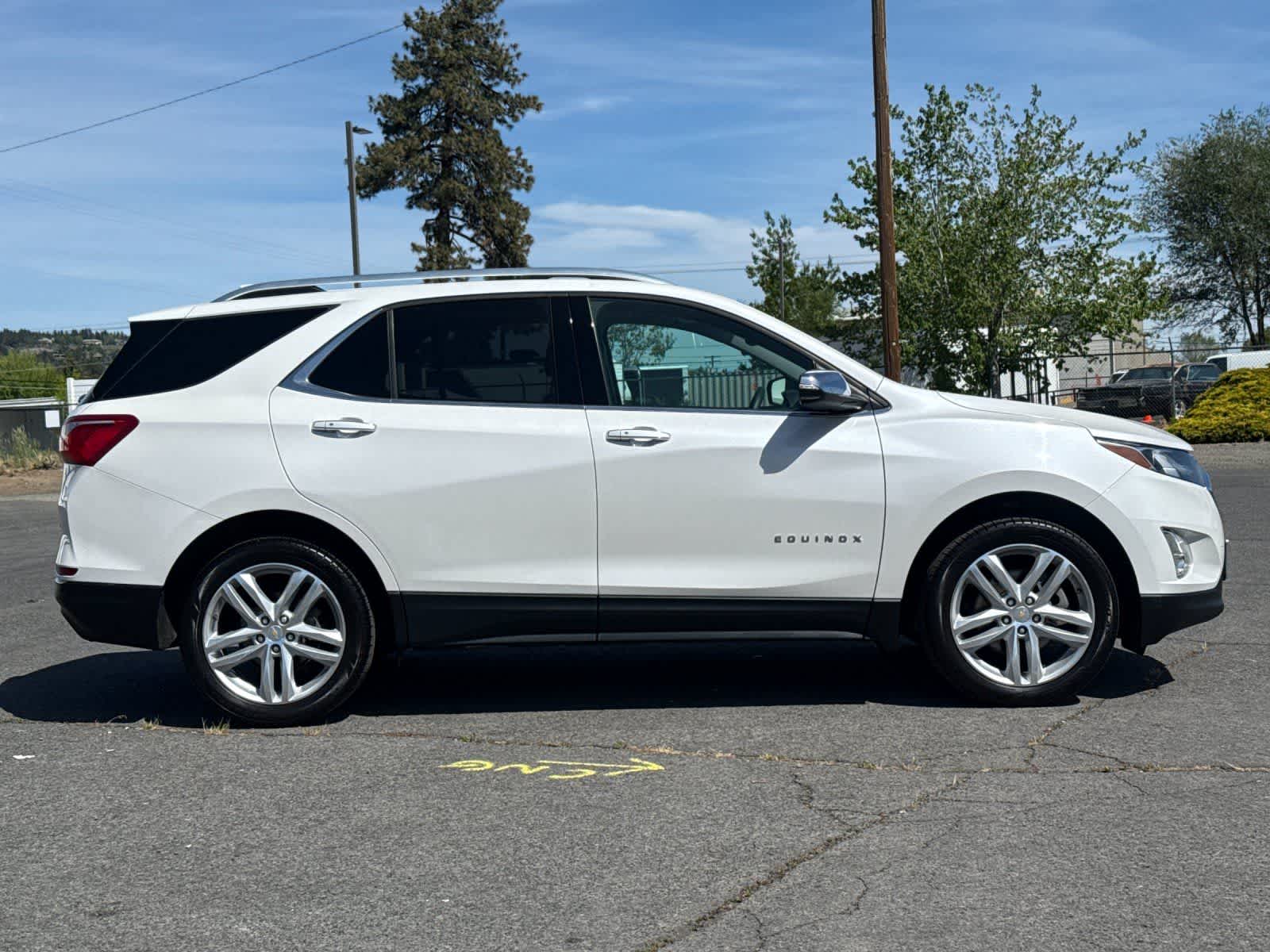Thumbnail: 2019 Chevrolet Equinox - 8