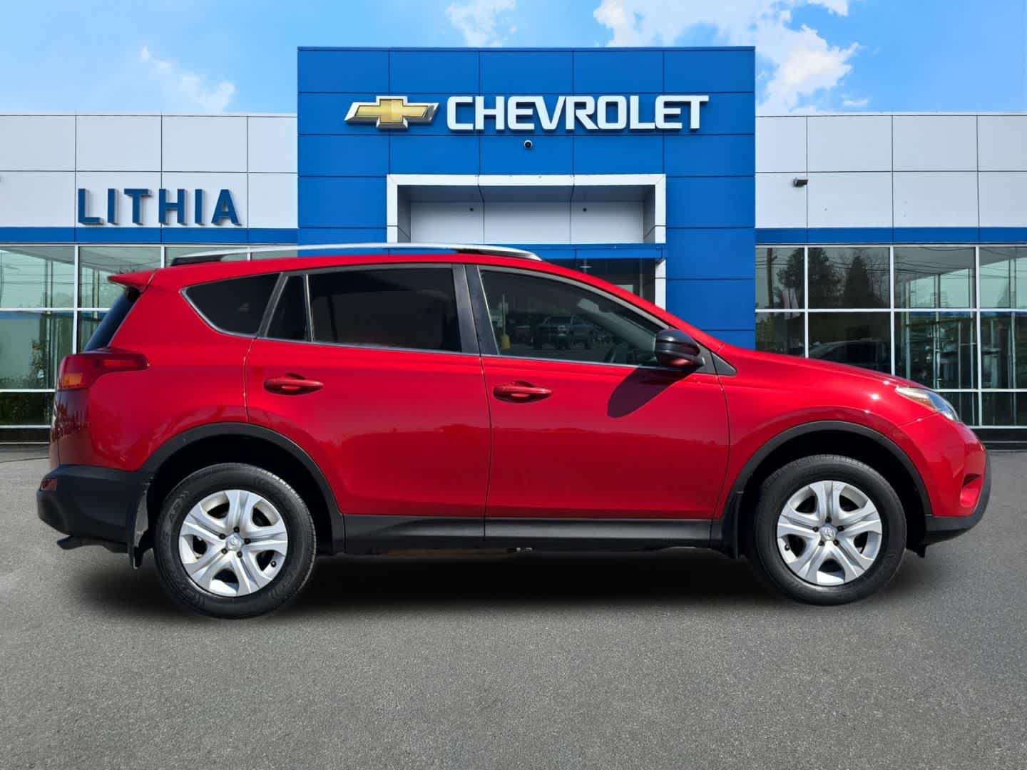 Thumbnail: 2015 Toyota RAV4 - 8