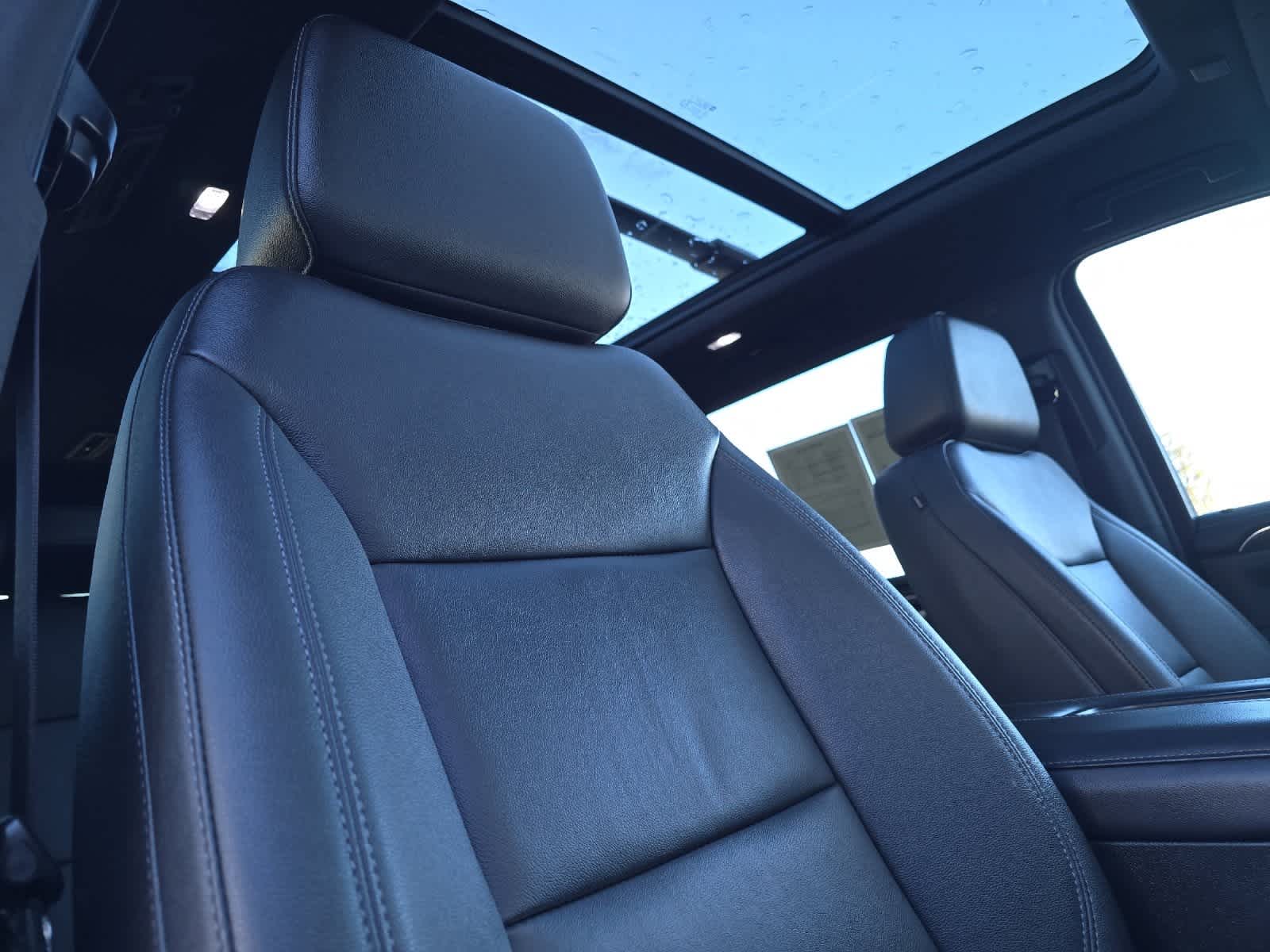 Thumbnail: 2022 Chevrolet Tahoe - 18