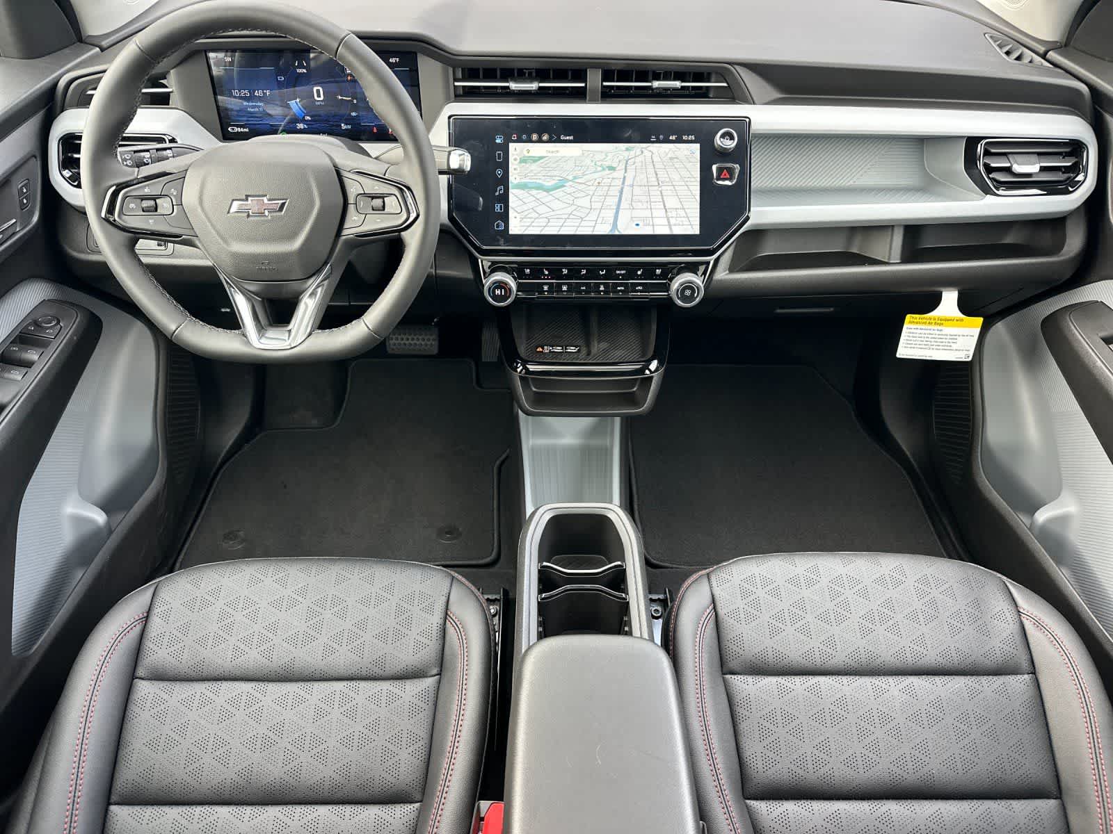 Thumbnail: 2027 Chevrolet Bolt EV - 3