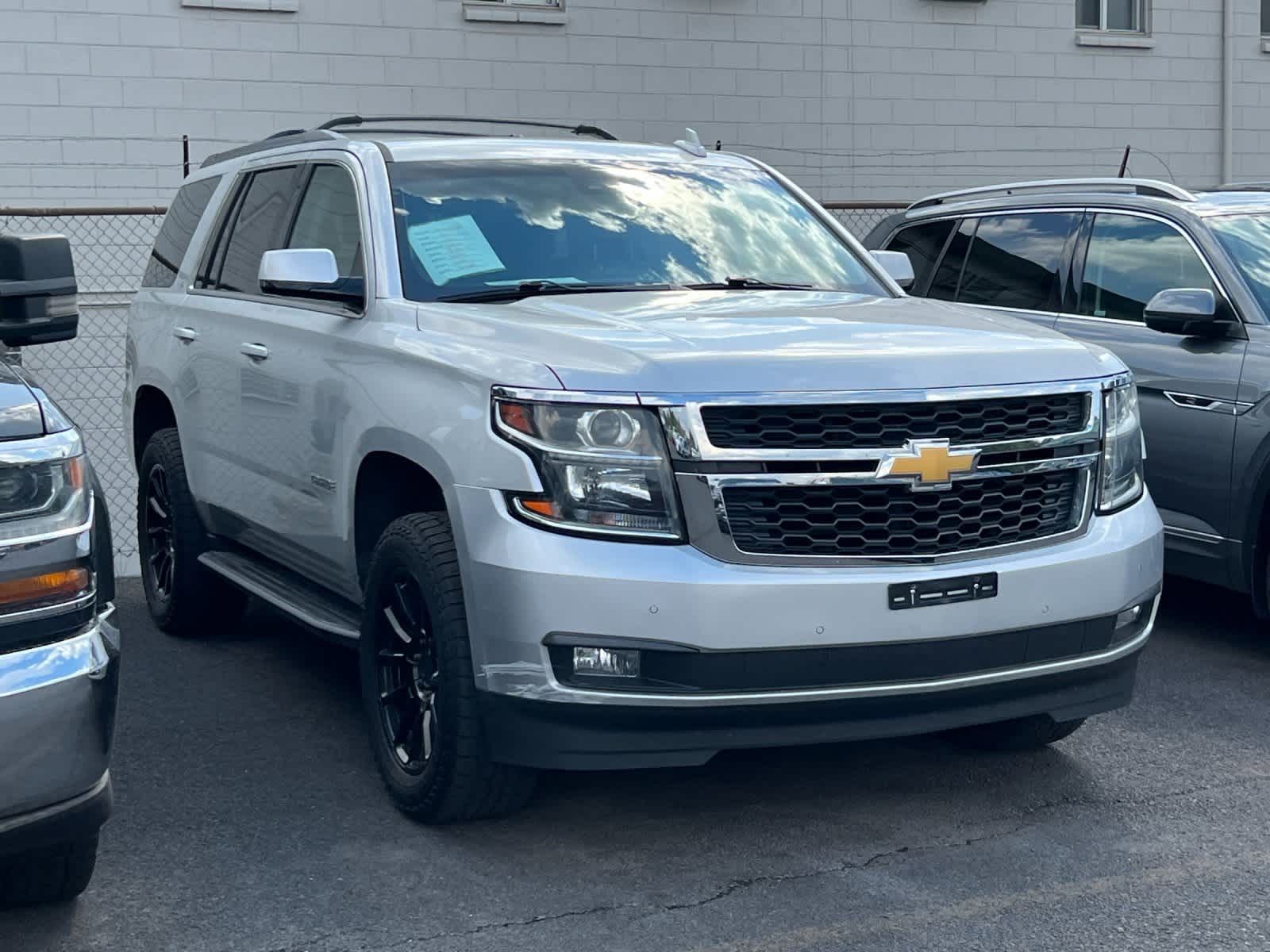 Thumbnail: 2019 Chevrolet Tahoe - 5