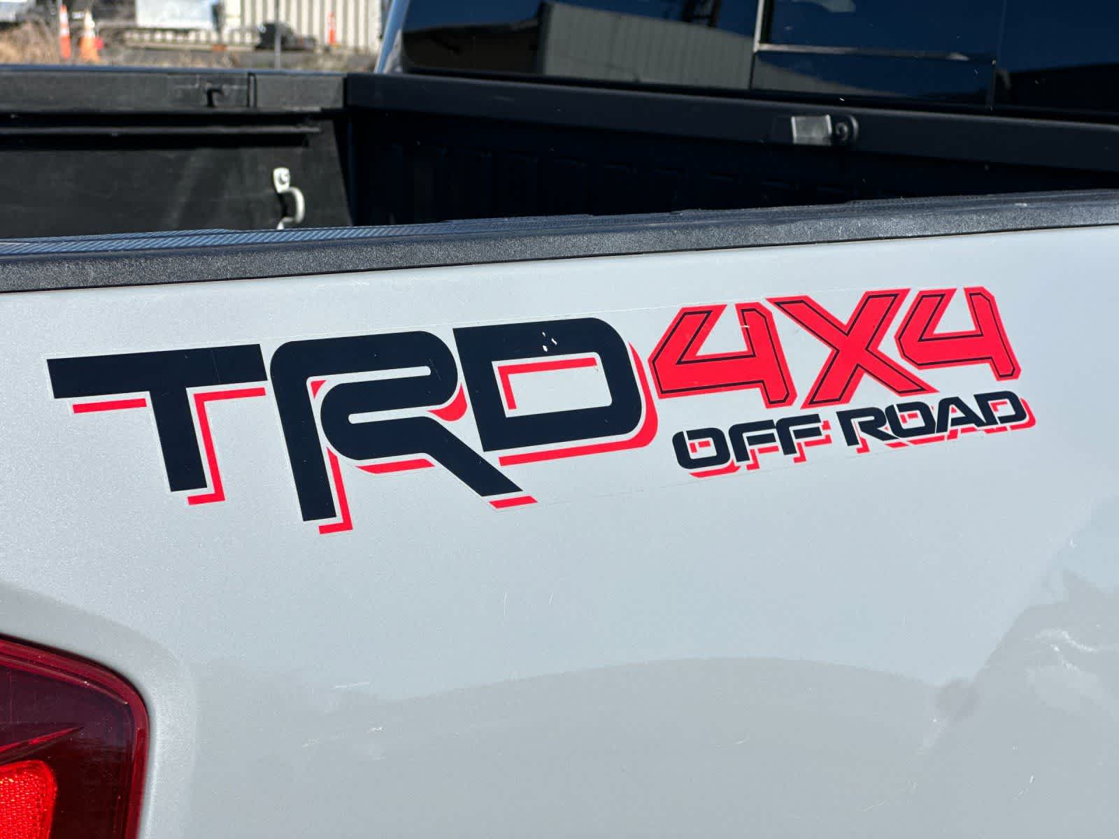 Thumbnail: 2018 Toyota Tacoma - 27