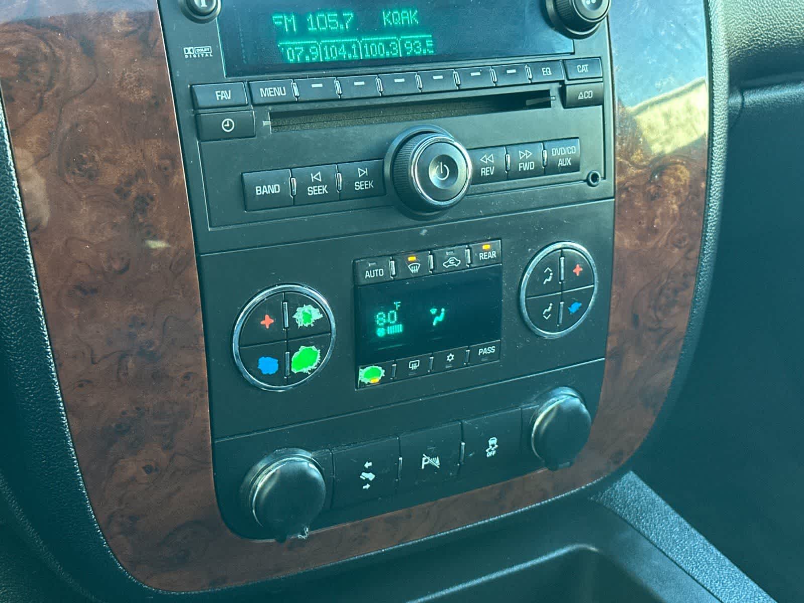 Thumbnail: 2013 Chevrolet Tahoe - 20