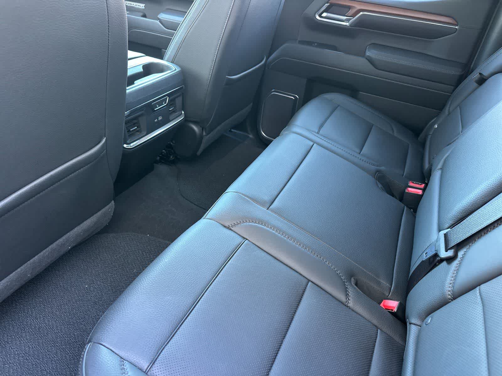 Thumbnail: 2023 GMC Sierra 1500 - 4