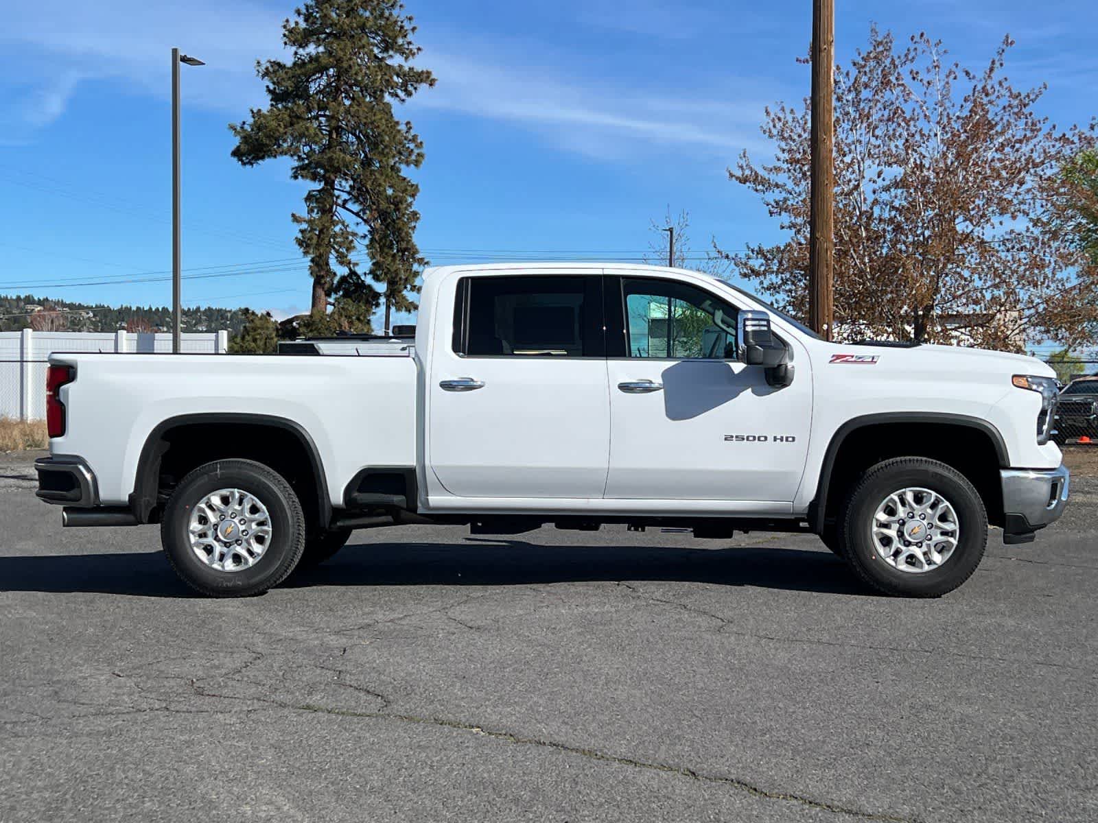 Thumbnail: 2026 Chevrolet Silverado 2500 - 7