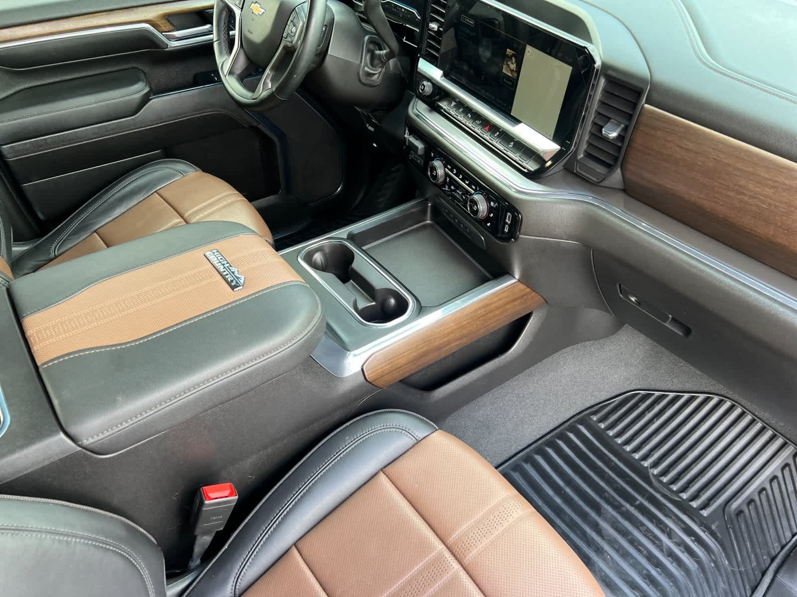 Thumbnail: 2024 Chevrolet Silverado 3500 - 15