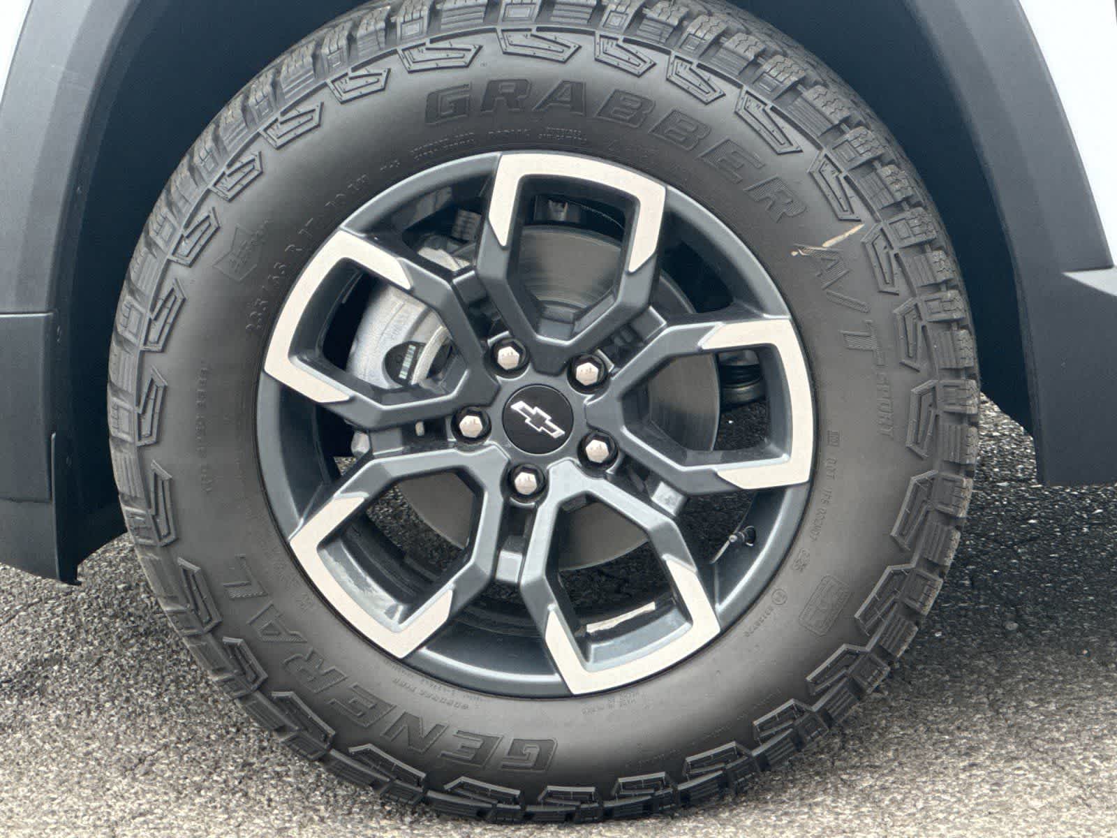 Thumbnail: 2026 Chevrolet Equinox - 27