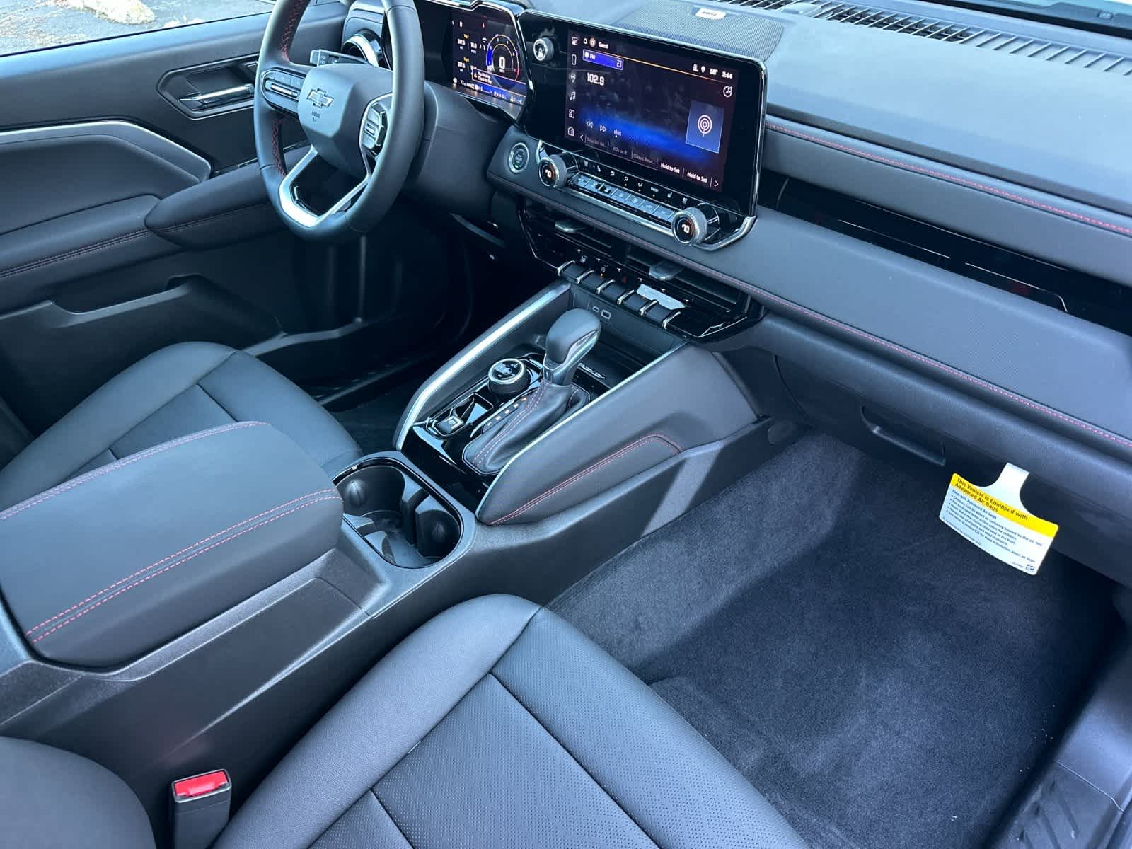 Thumbnail: 2026 Chevrolet Colorado - 15