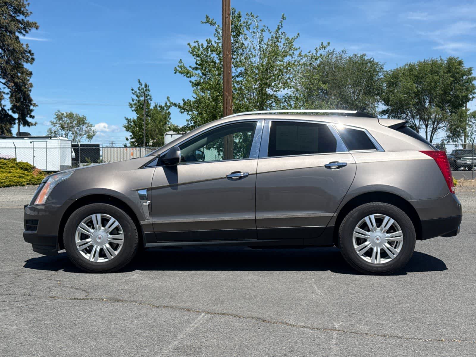 Thumbnail: 2011 Cadillac SRX - 5