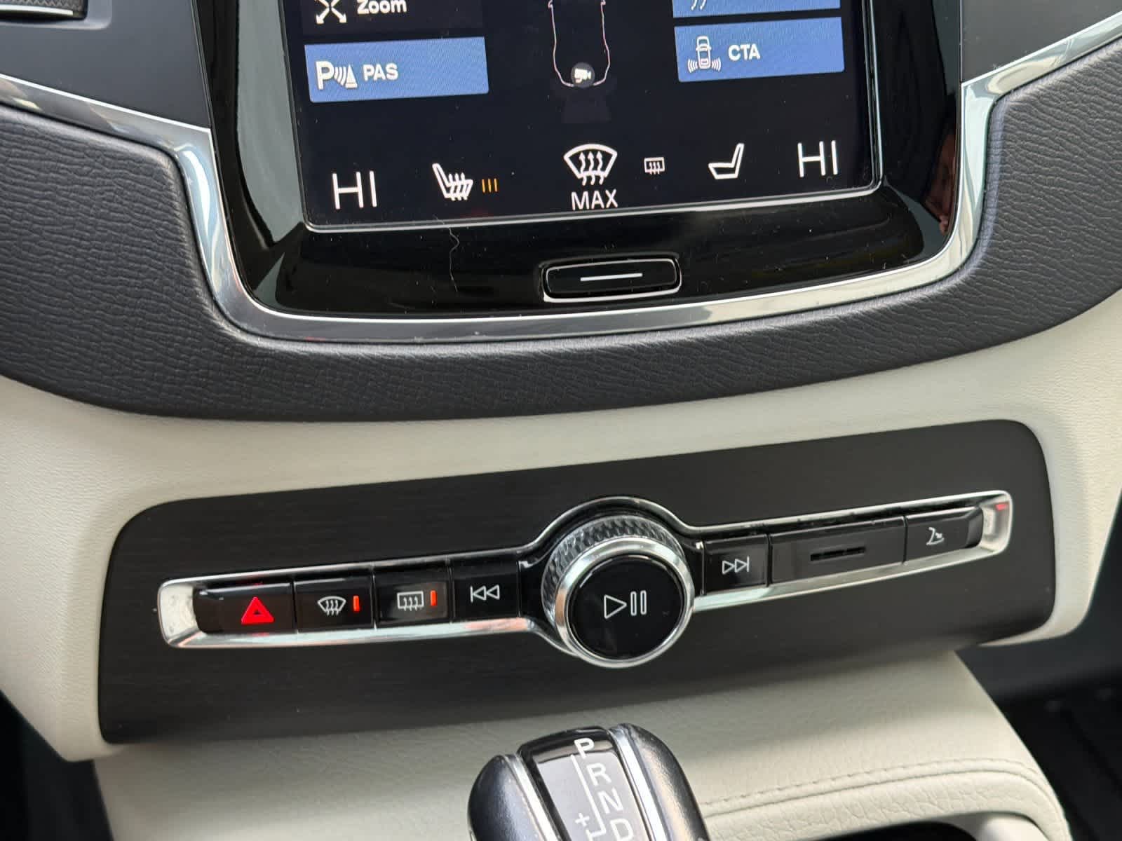 Thumbnail: 2020 Volvo XC90 - 20