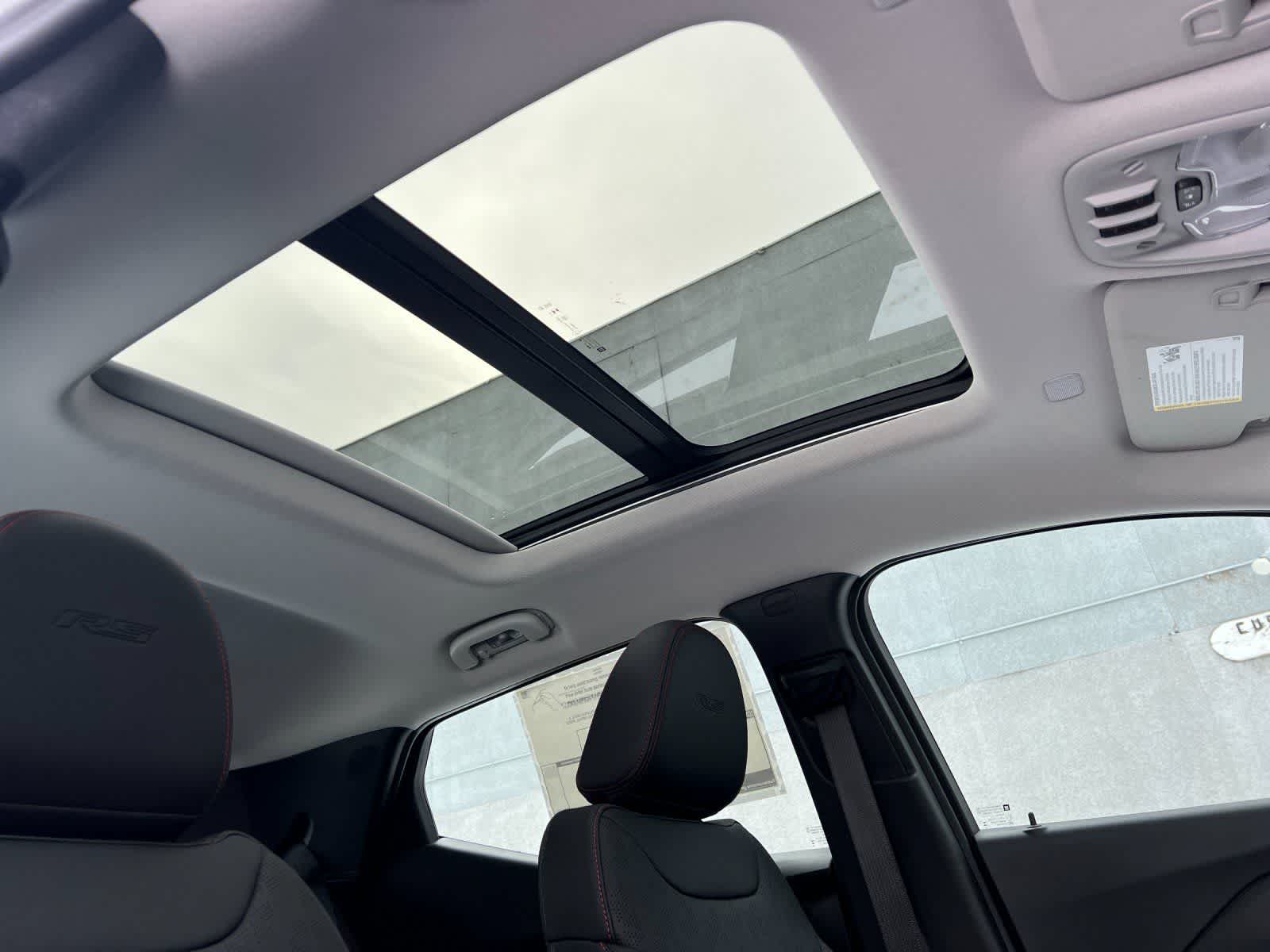 Thumbnail: 2027 Chevrolet Bolt EV - 17