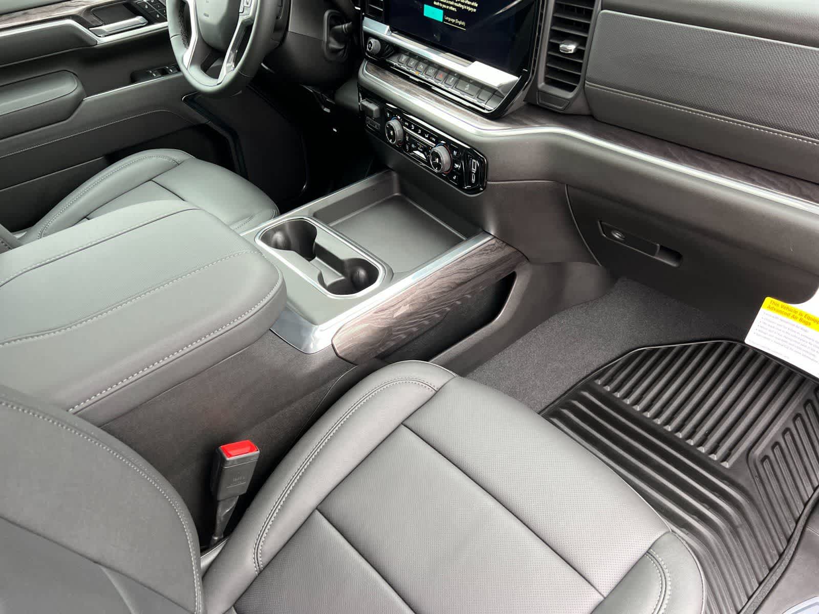 Thumbnail: 2026 Chevrolet Silverado 2500 - 15