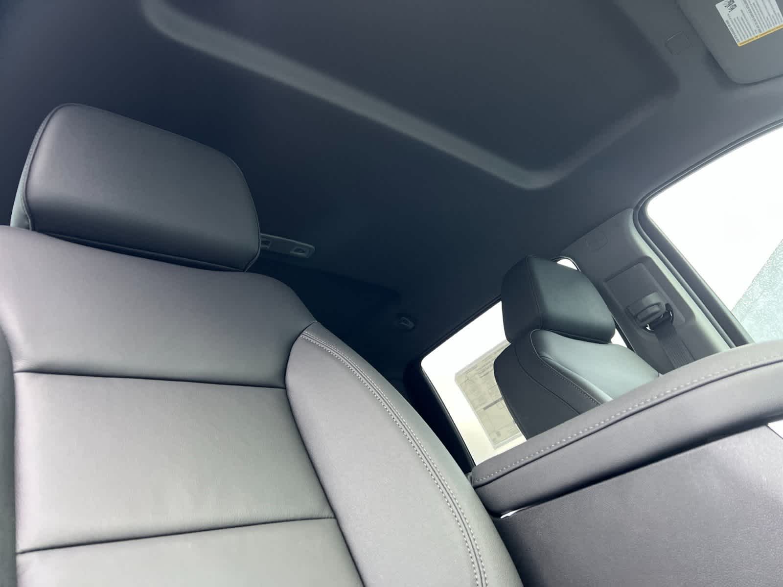 Thumbnail: 2026 Chevrolet Silverado 2500 - 16