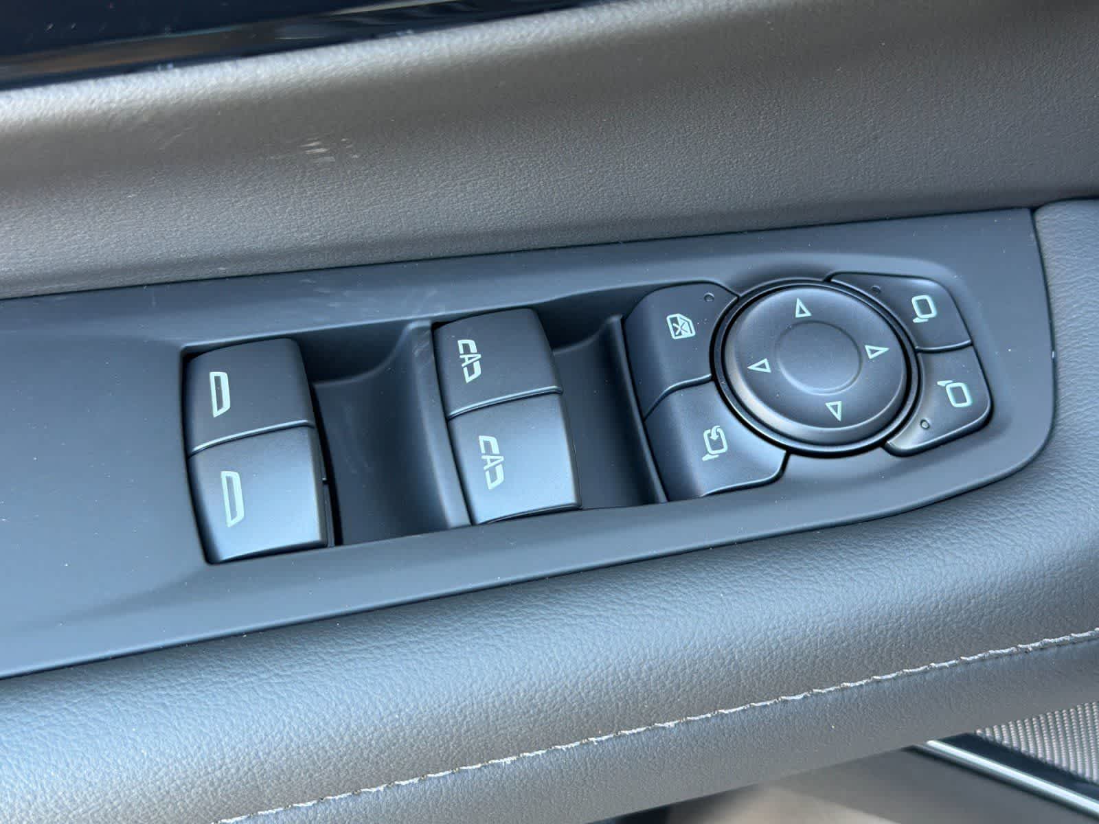 Thumbnail: 2026 Chevrolet Tahoe - 13