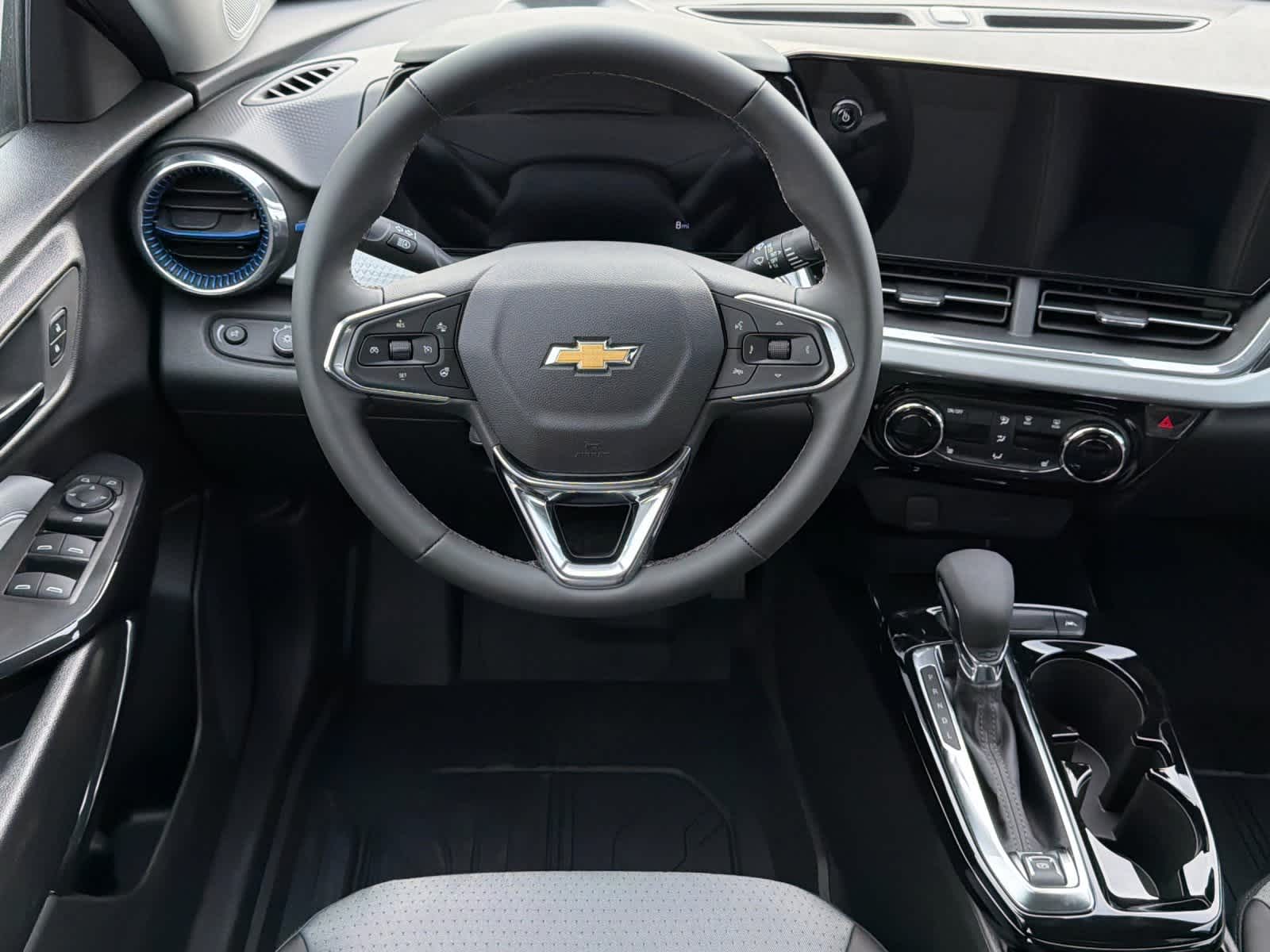 Thumbnail: 2026 Chevrolet Trax - 14