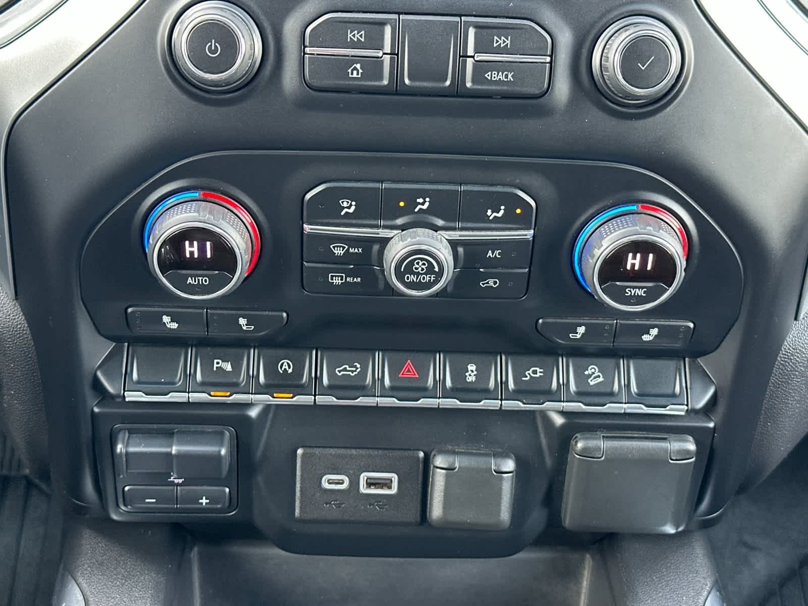 Thumbnail: 2020 Chevrolet Silverado 1500 - 19