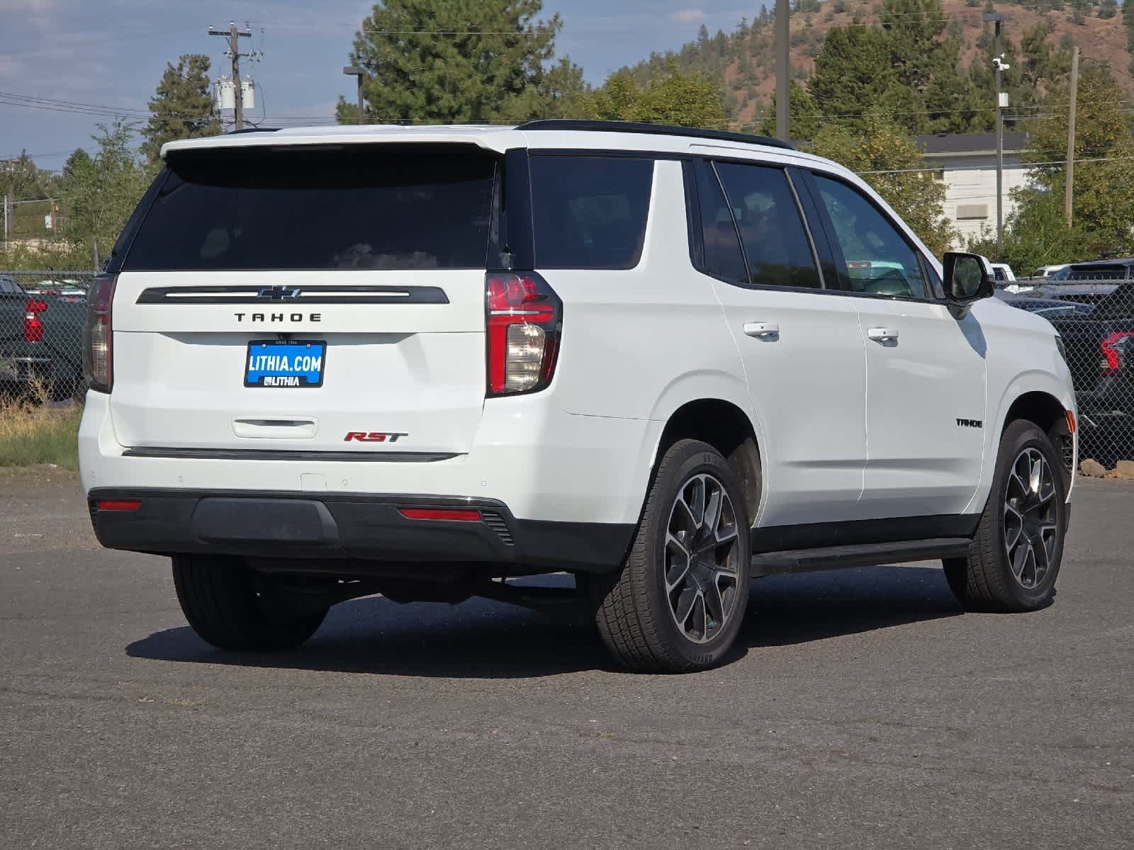 Thumbnail: 2022 Chevrolet Tahoe - 2