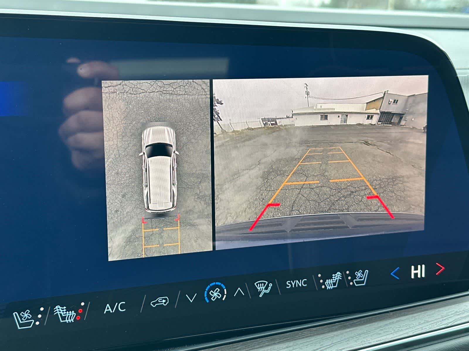 Thumbnail: 2026 Chevrolet Tahoe - 22