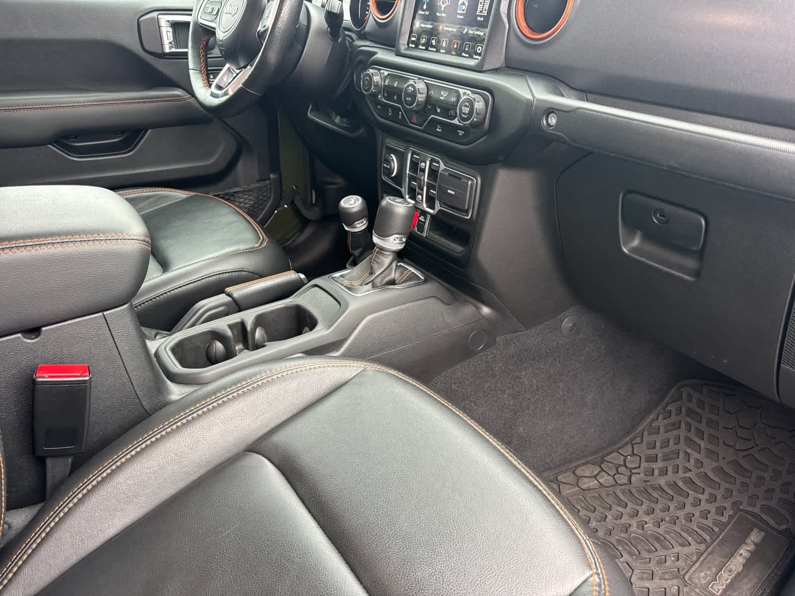 Thumbnail: 2023 Jeep Gladiator - 15