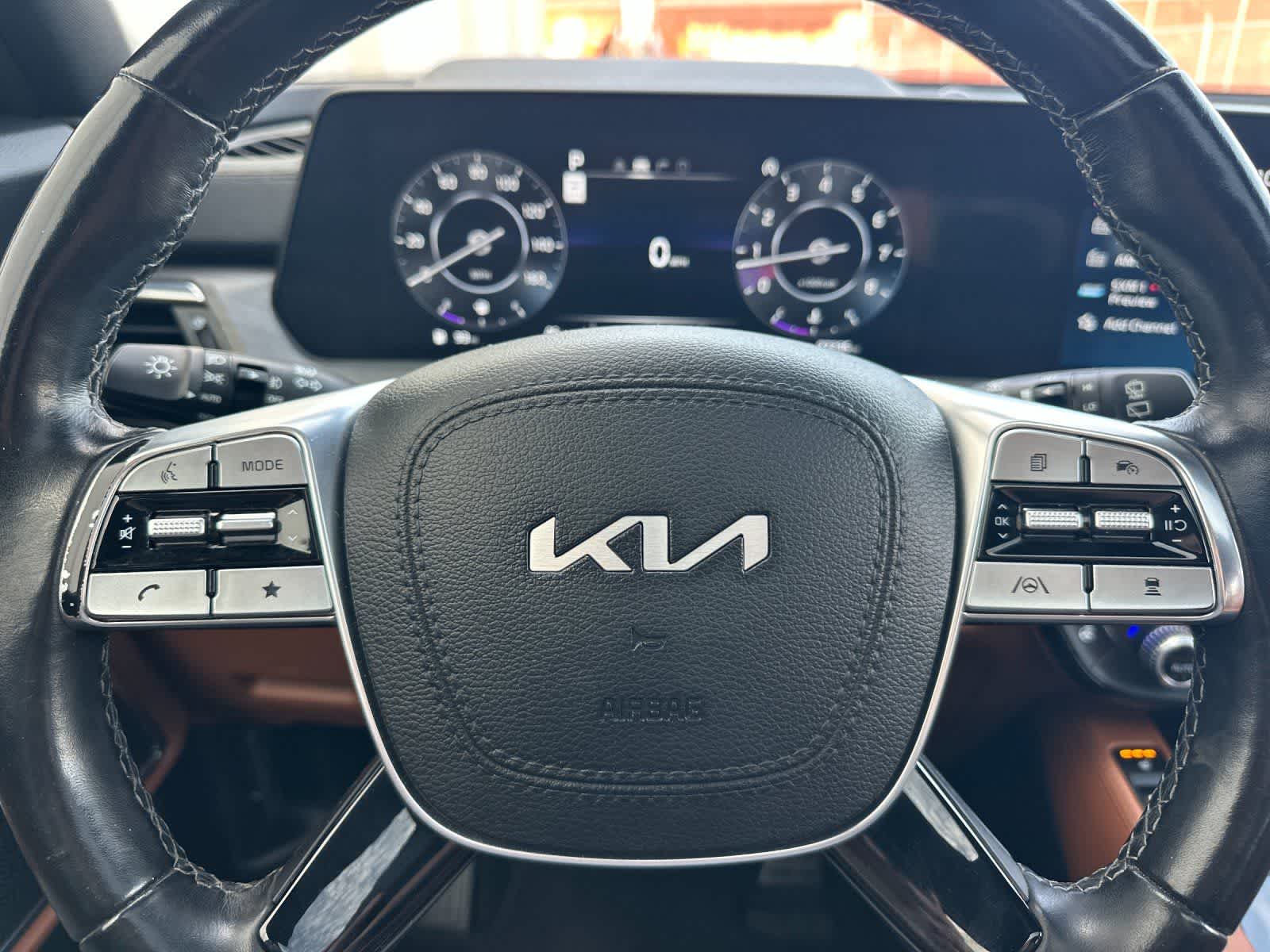 Thumbnail: 2023 Kia Telluride - 25