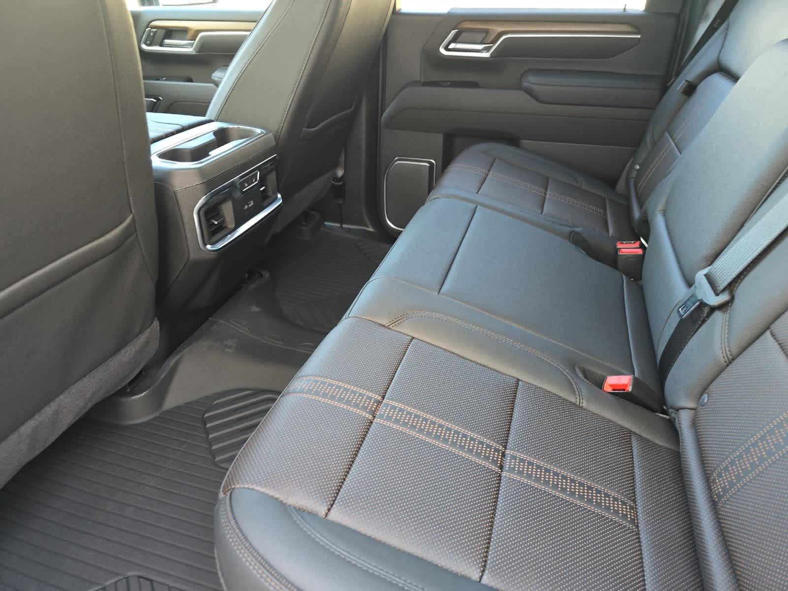 Thumbnail: 2026 Chevrolet Silverado 3500 - 4