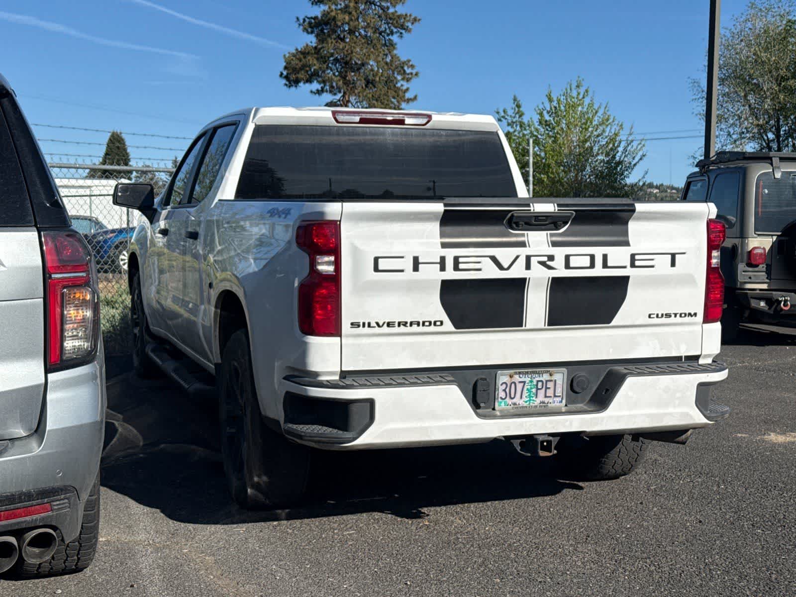Thumbnail: 2023 Chevrolet Silverado 1500 - 6