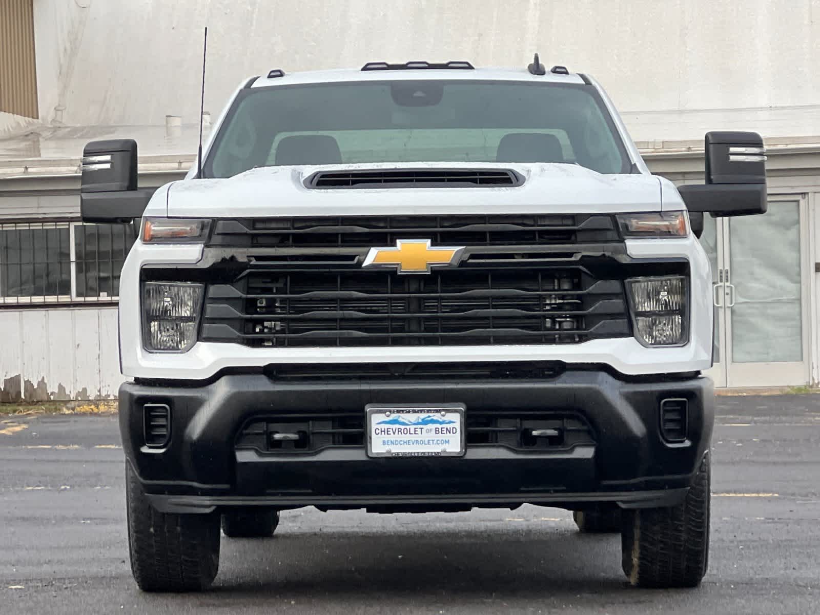 Thumbnail: 2026 Chevrolet Silverado 3500 - 10