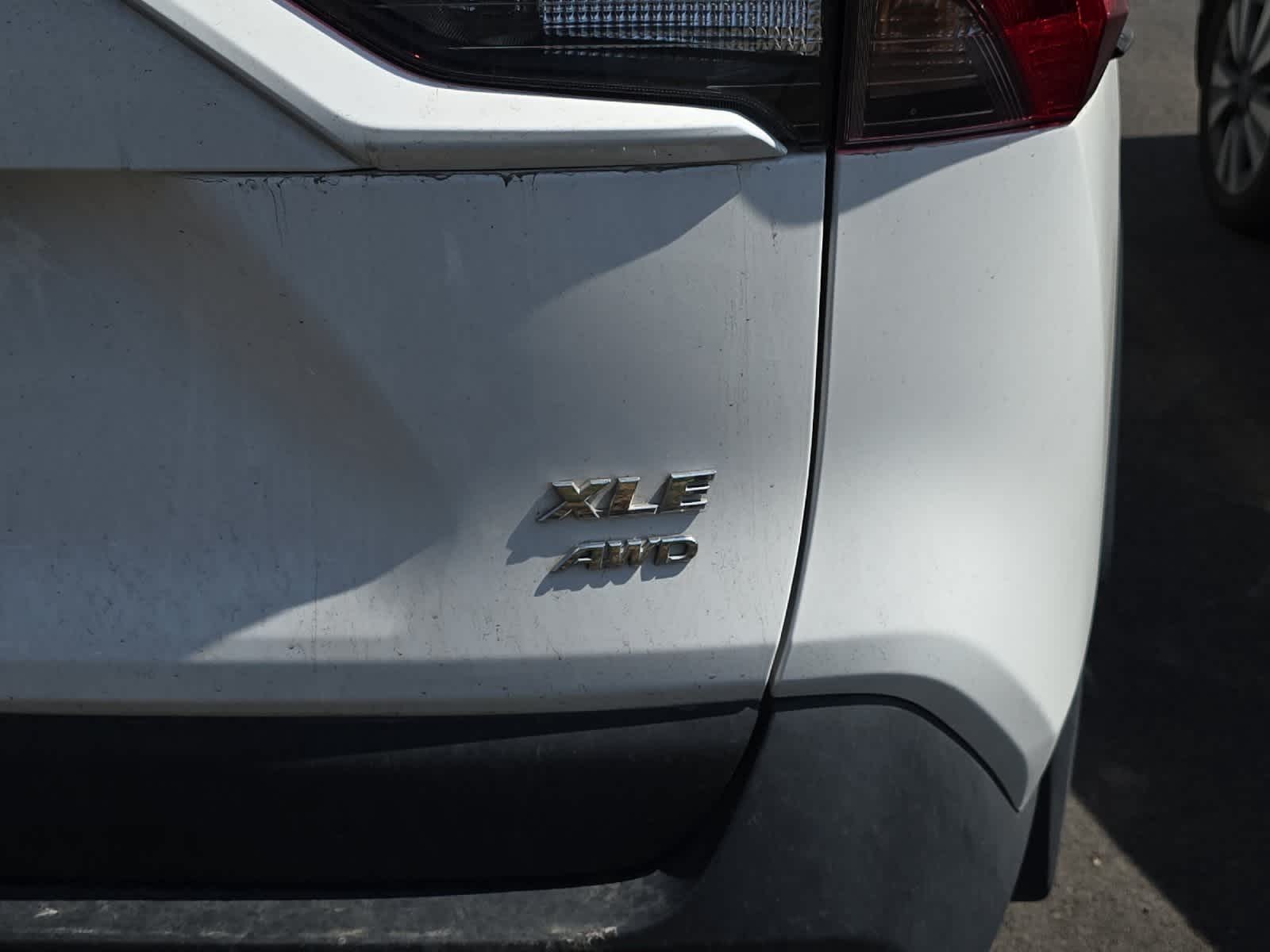 Thumbnail: 2021 Toyota RAV4 - 8