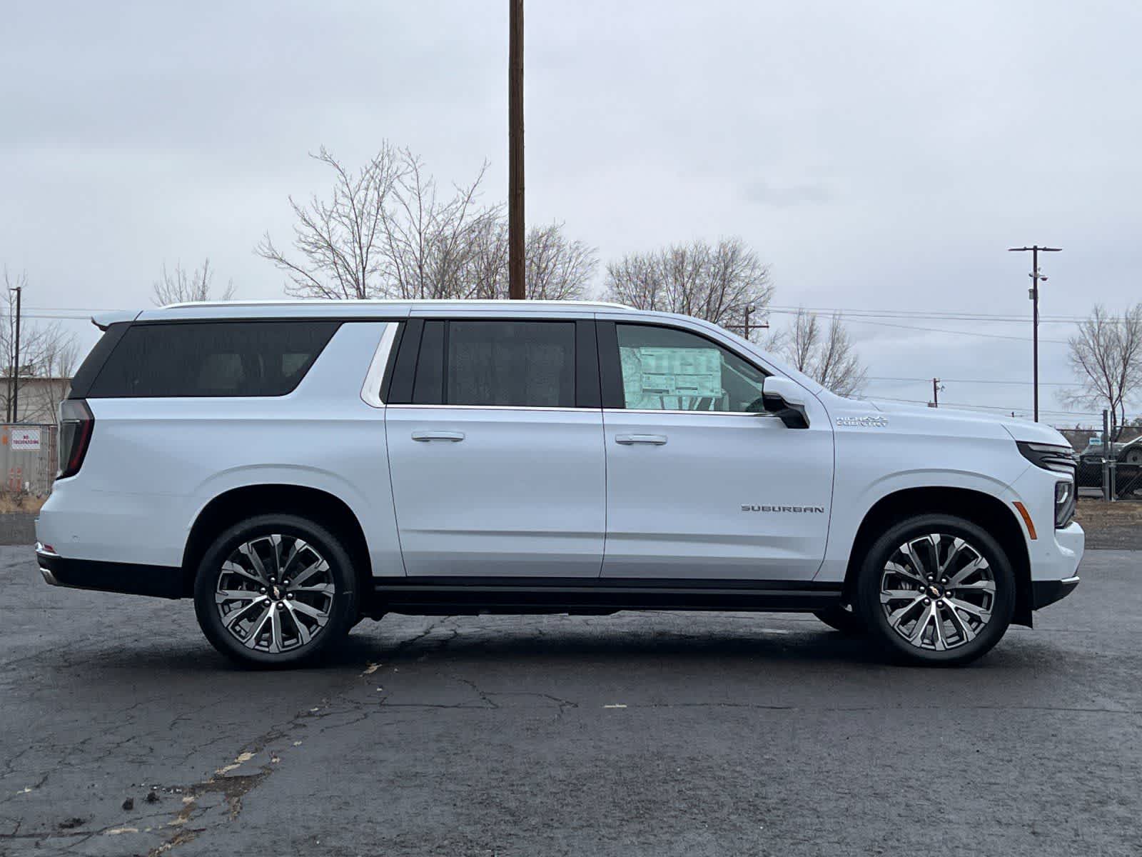 Thumbnail: 2026 Chevrolet Suburban - 8