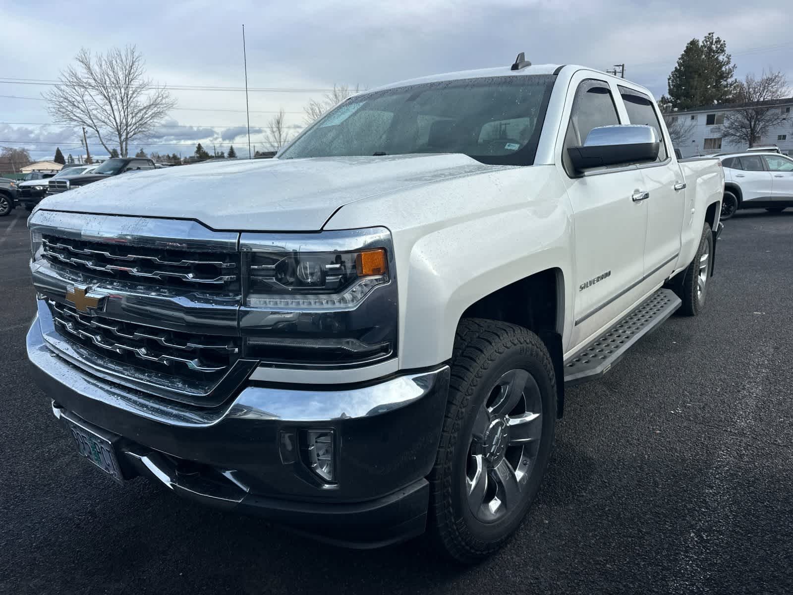 Thumbnail: 2017 Chevrolet Silverado 1500 - 1