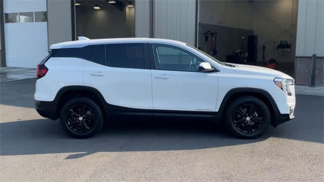 Thumbnail: 2022 GMC Terrain - 9